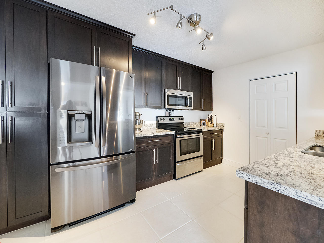 Lake Clarke Shores South - Residential