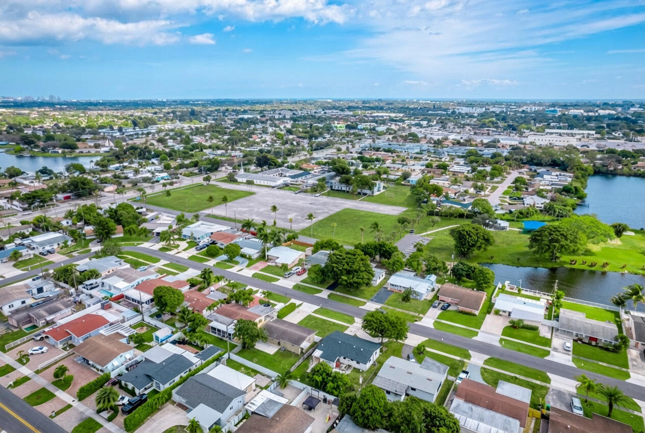 PALM SPRINGS VILLAGE 8 - Residential