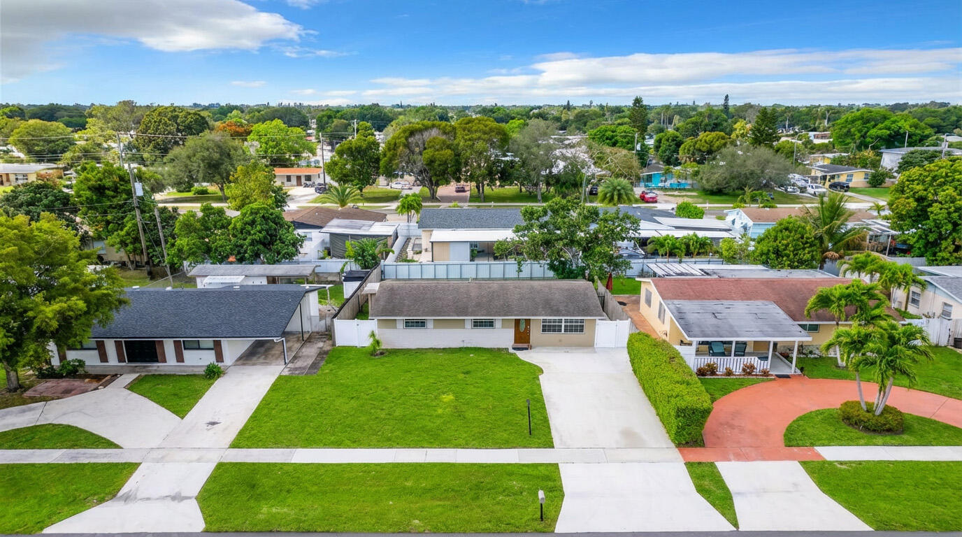 PALM SPRINGS VILLAGE 8 - Residential