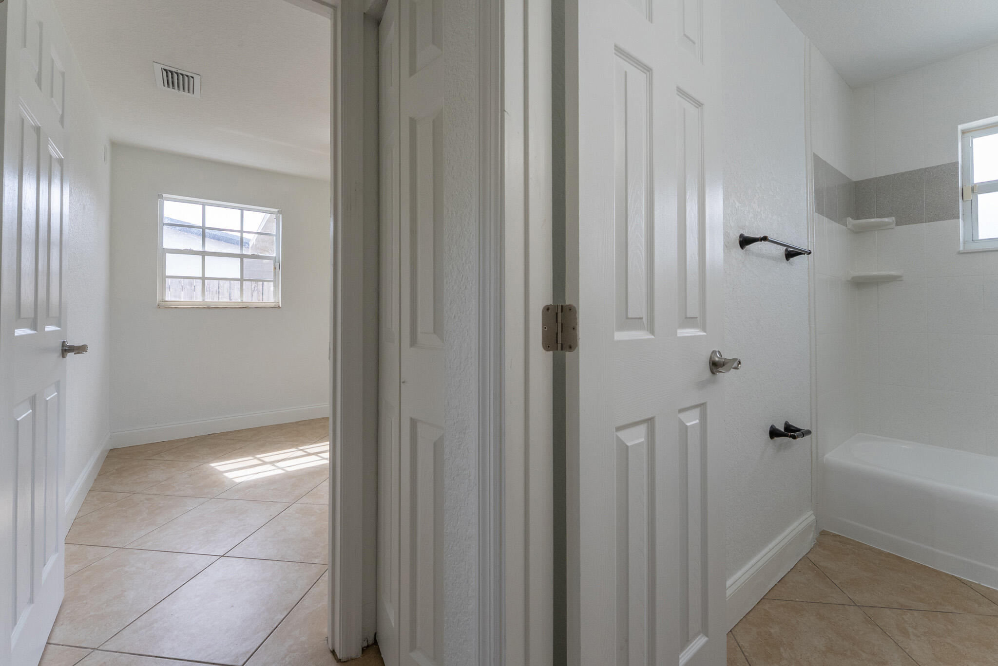 PALM SPRINGS VILLAGE 8 - Residential