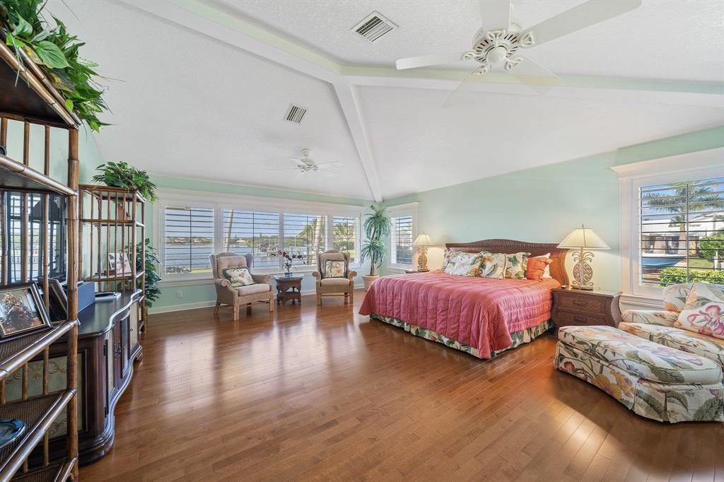 RIO VISTA OF ISLAND SHORE - Residential