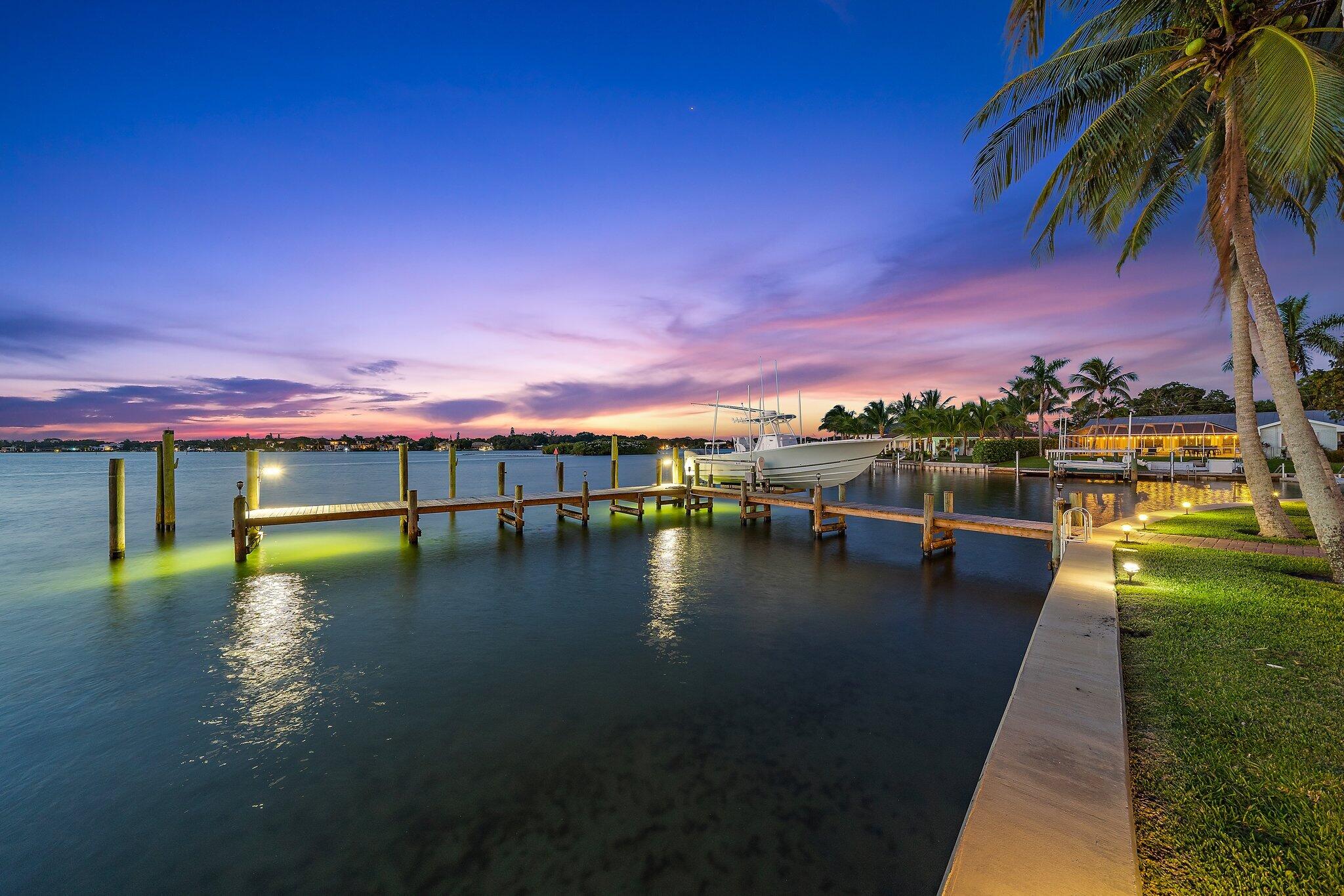 RIO VISTA OF ISLAND SHORES - Residential