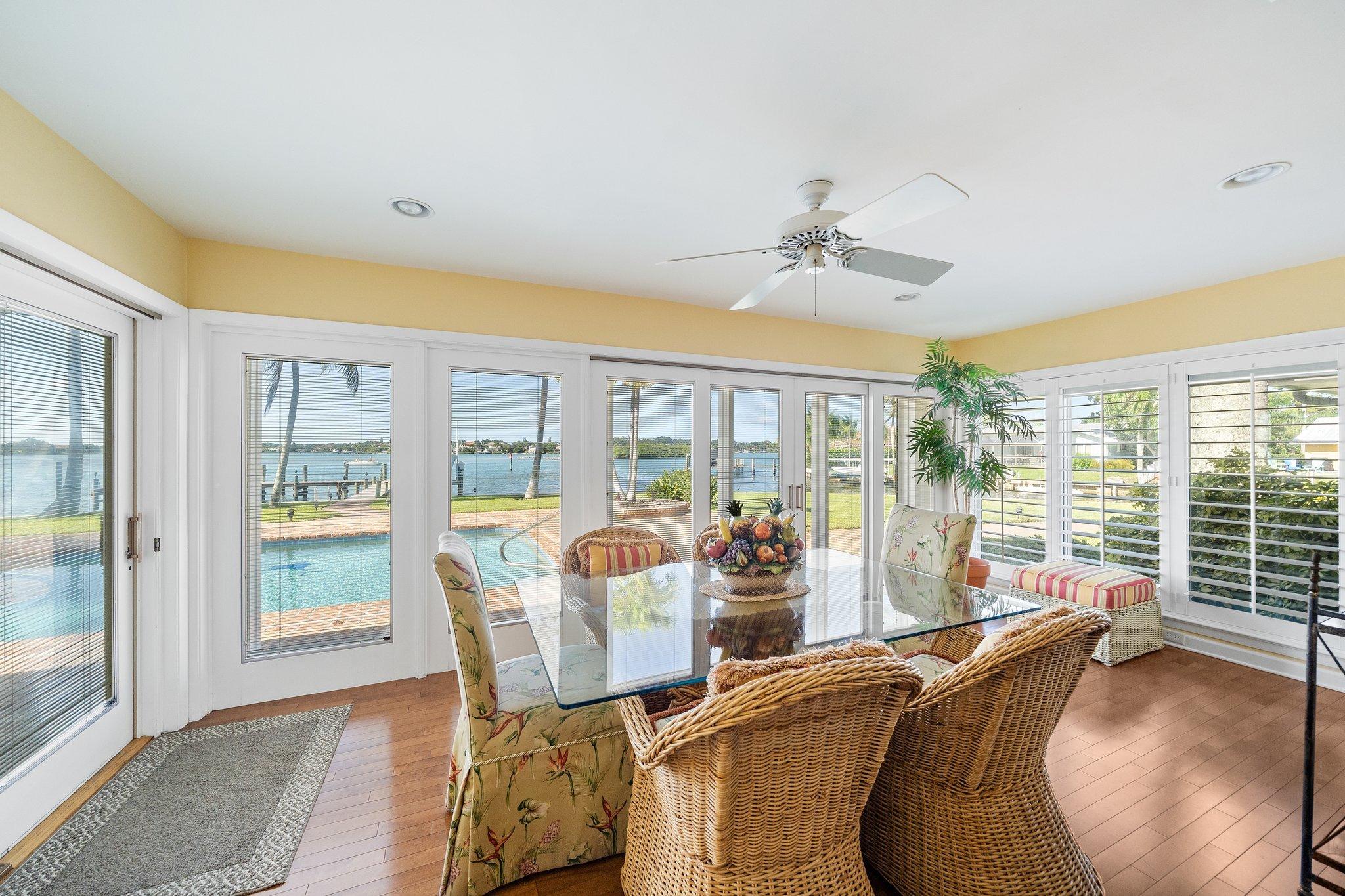 RIO VISTA OF ISLAND SHORES - Residential