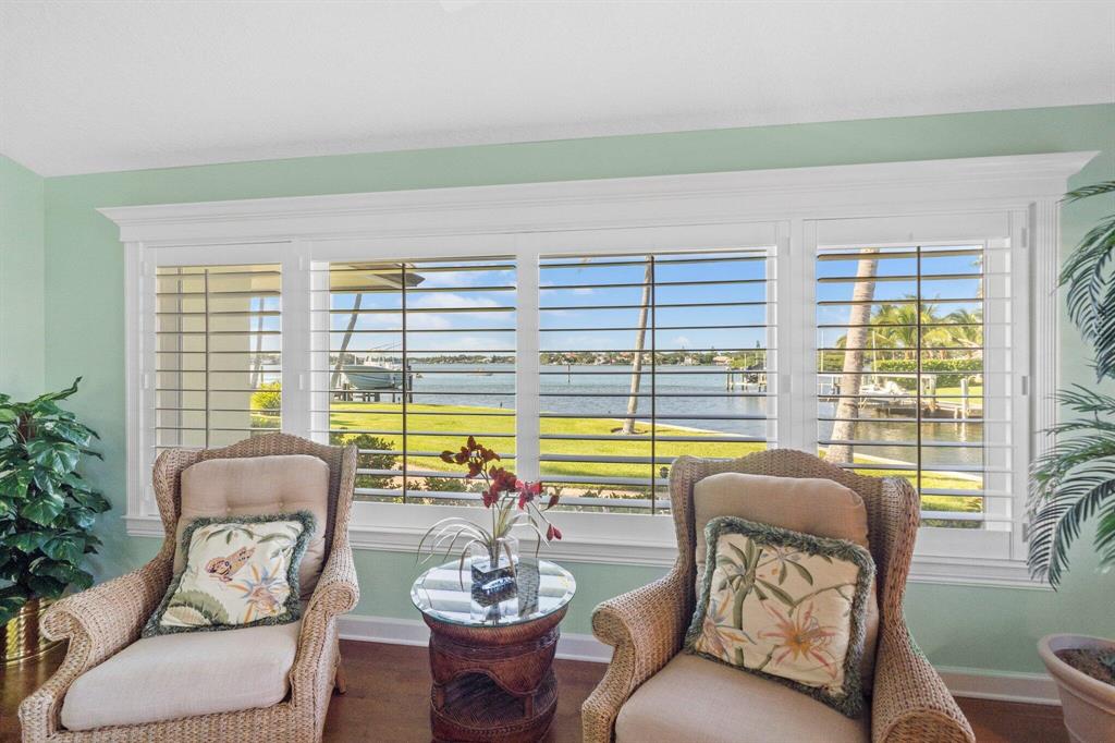 RIO VISTA OF ISLAND SHORE - Residential