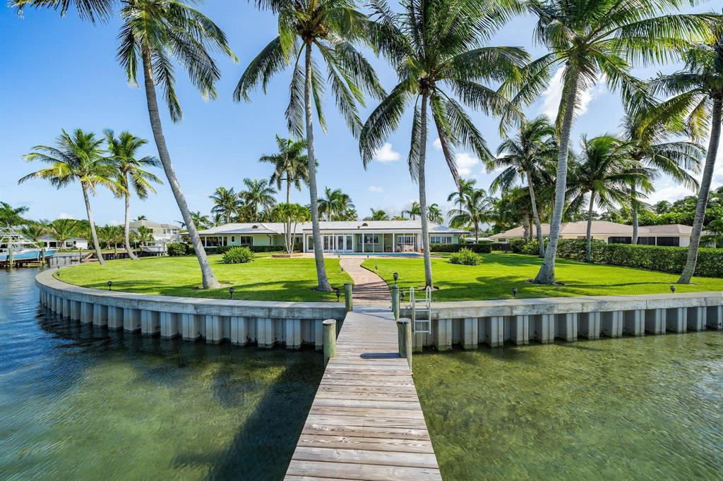 RIO VISTA OF ISLAND SHORE - Residential