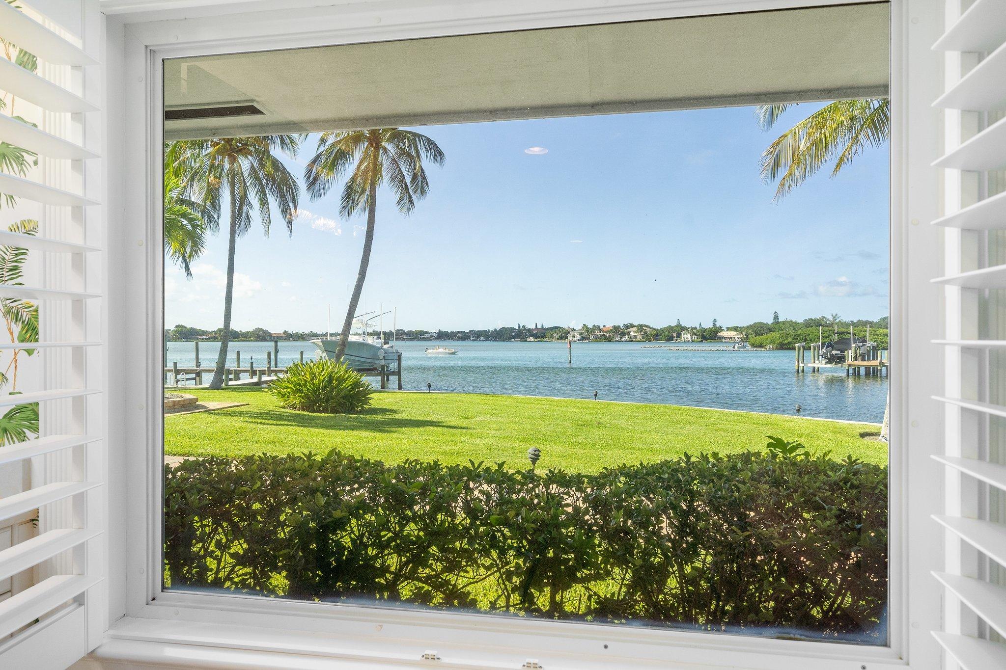 RIO VISTA OF ISLAND SHORES - Residential