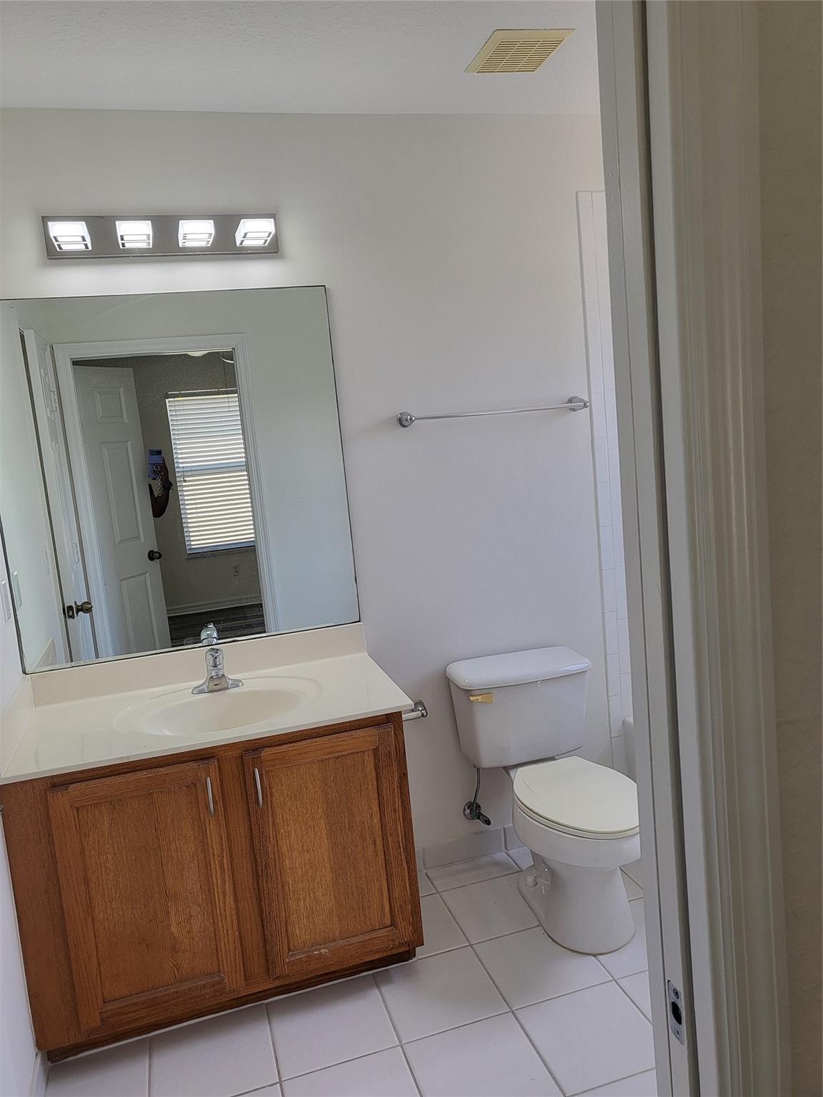 East Lake Village 02 - Residential Lease