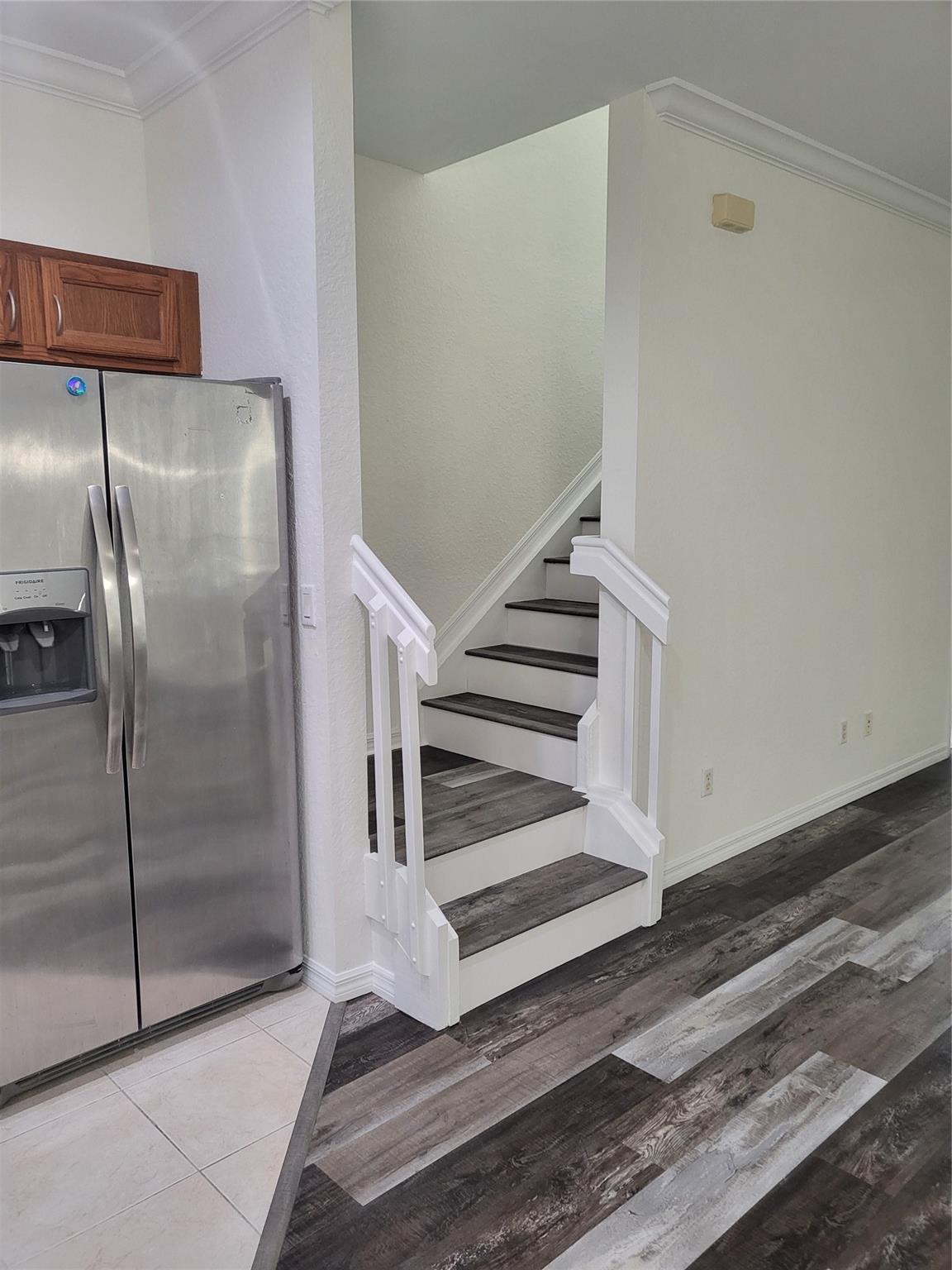 East Lake Village 02 - Residential Lease