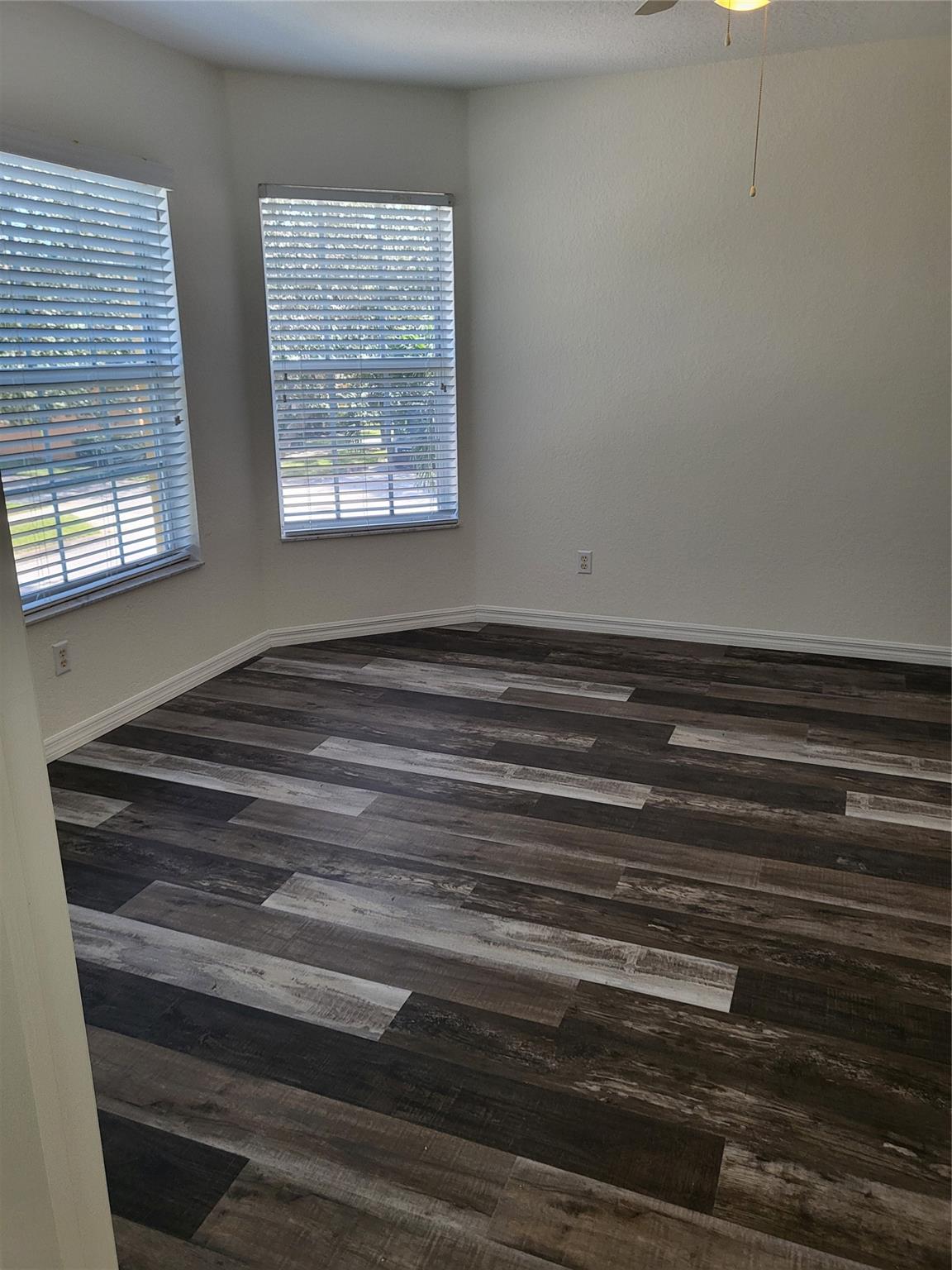 East Lake Village 02 - Residential Lease