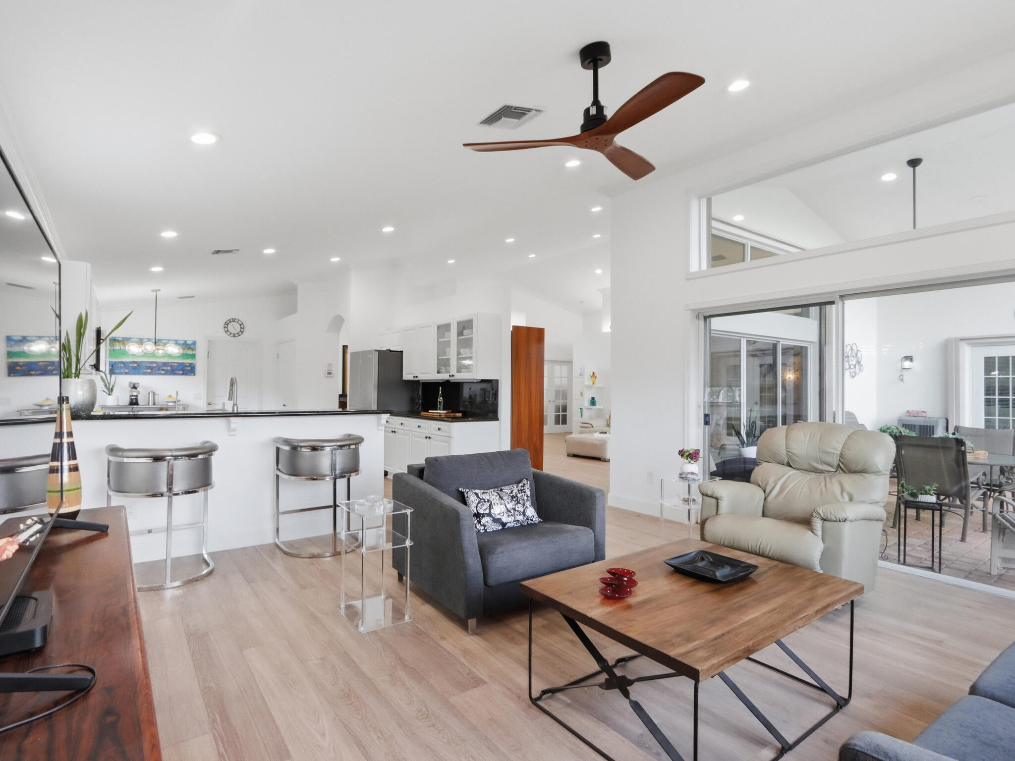 VALENCIA ISLES 1 - Residential