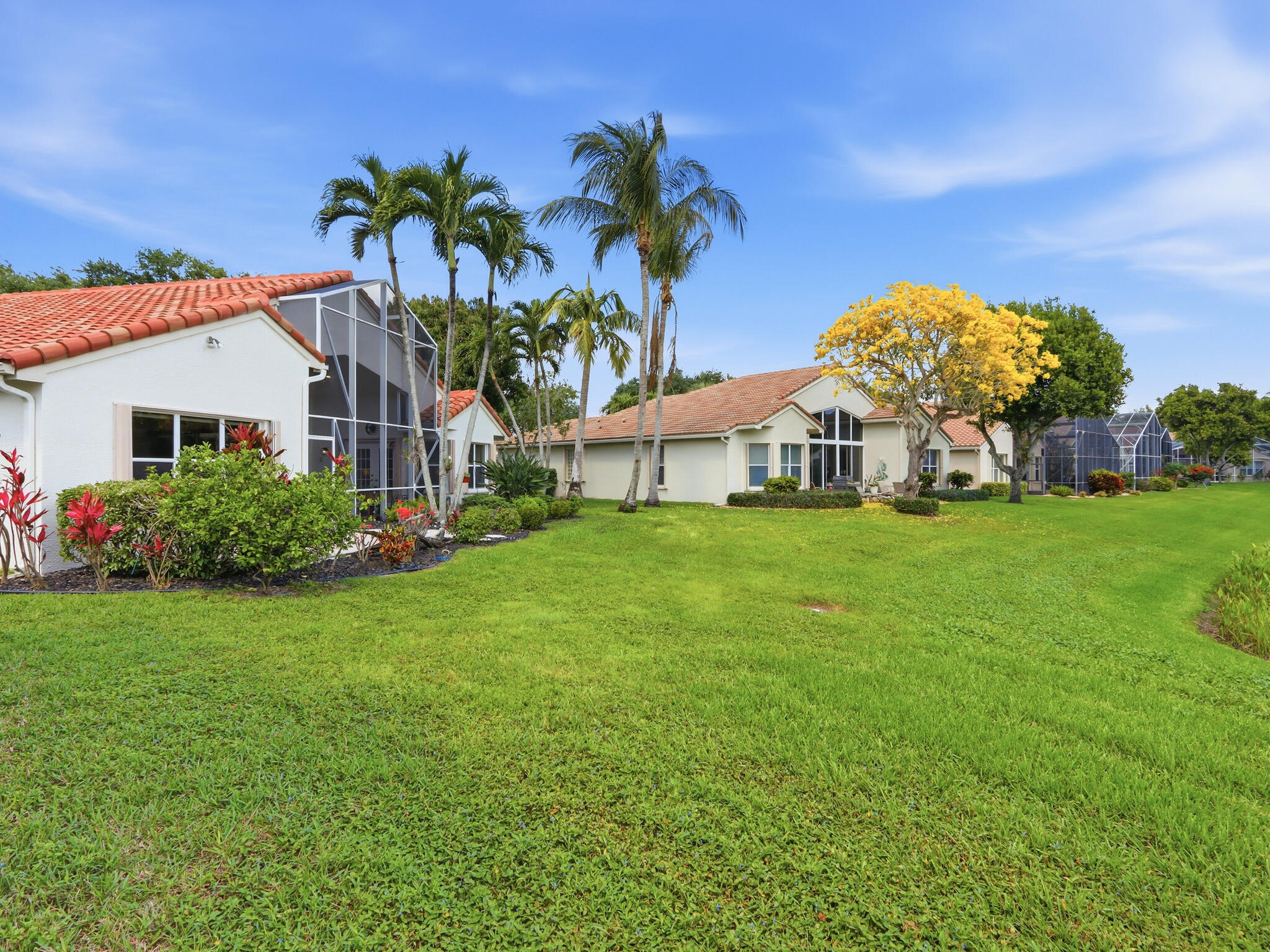 VALENCIA ISLES 1 - Residential