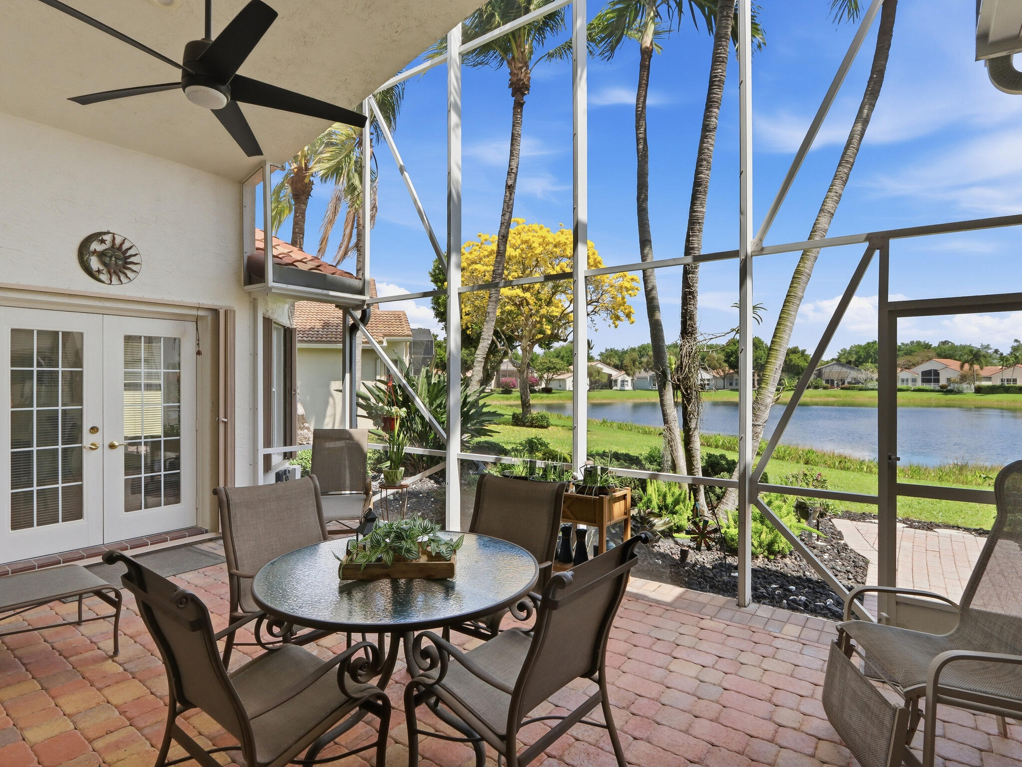 VALENCIA ISLES 1 - Residential