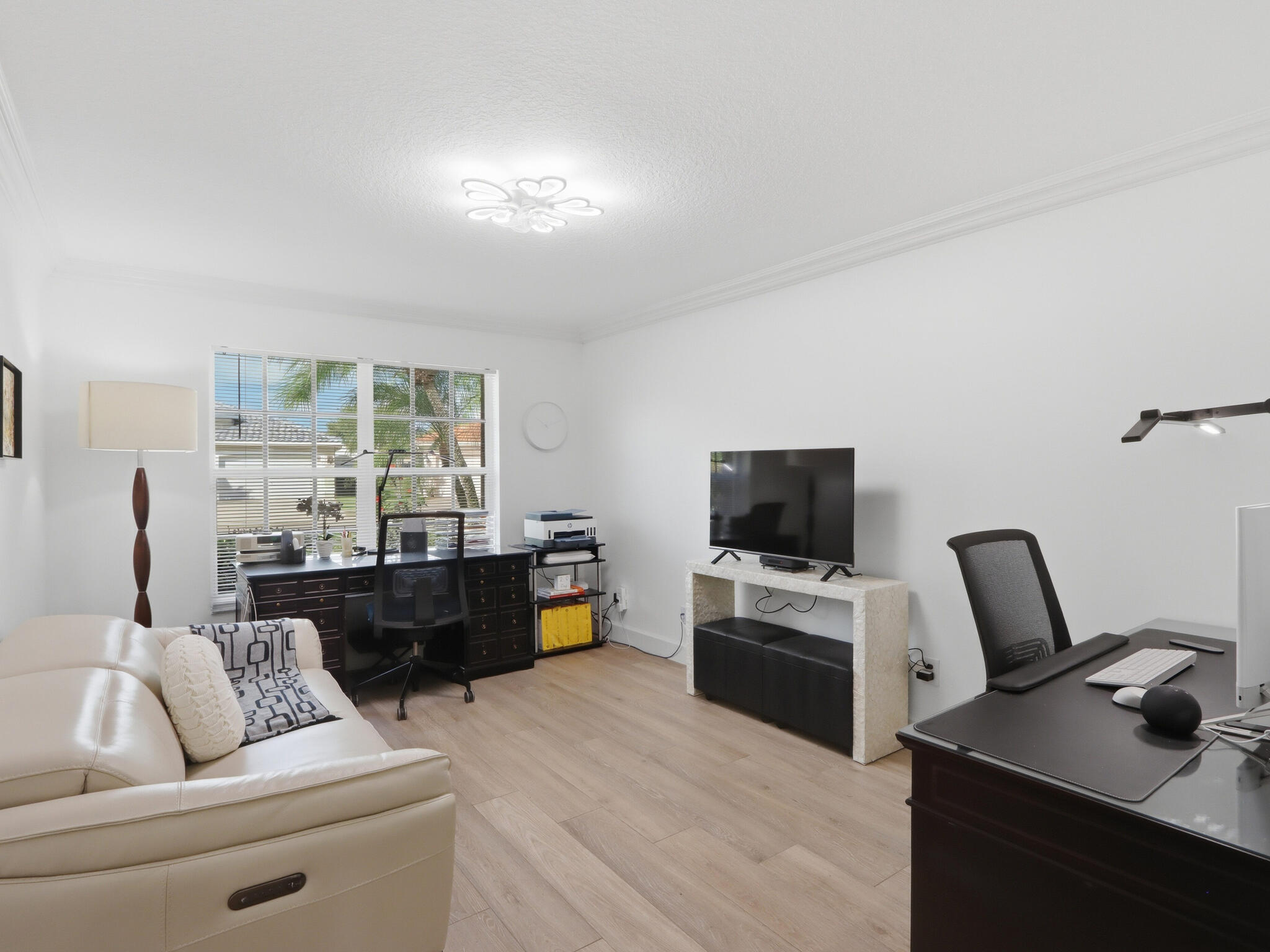 VALENCIA ISLES 1 - Residential