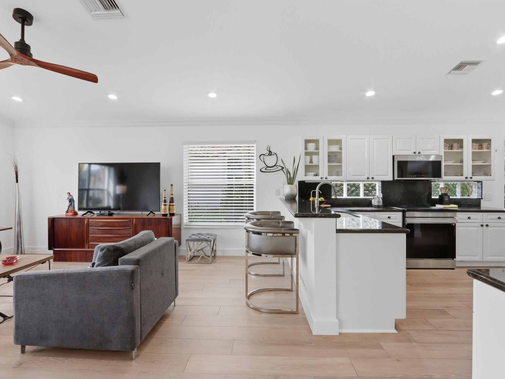 VALENCIA ISLES 1 - Residential