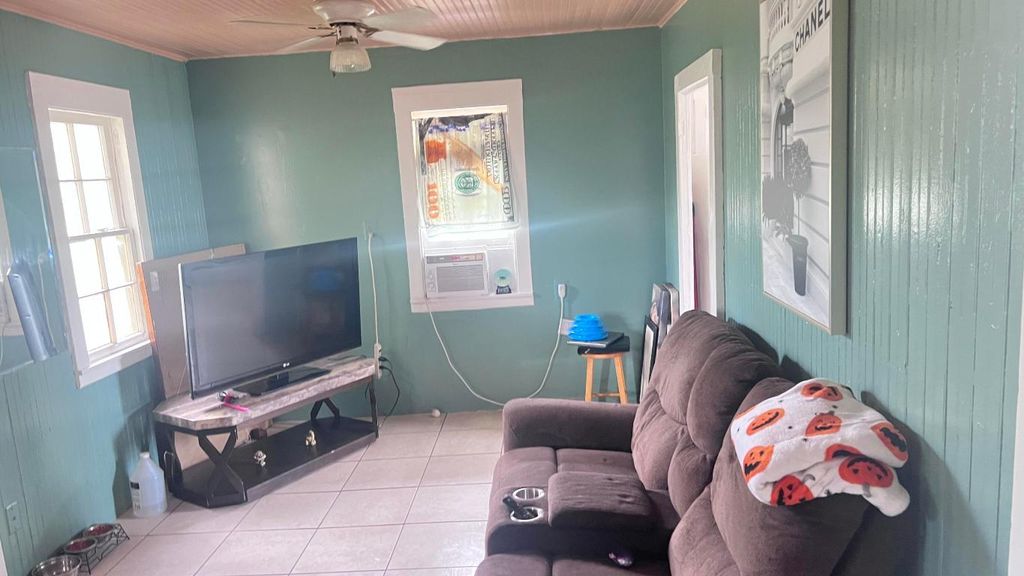 Photo of 426 N E Street, Lake Worth Beach, FL 33460 (MLS # R11128527)