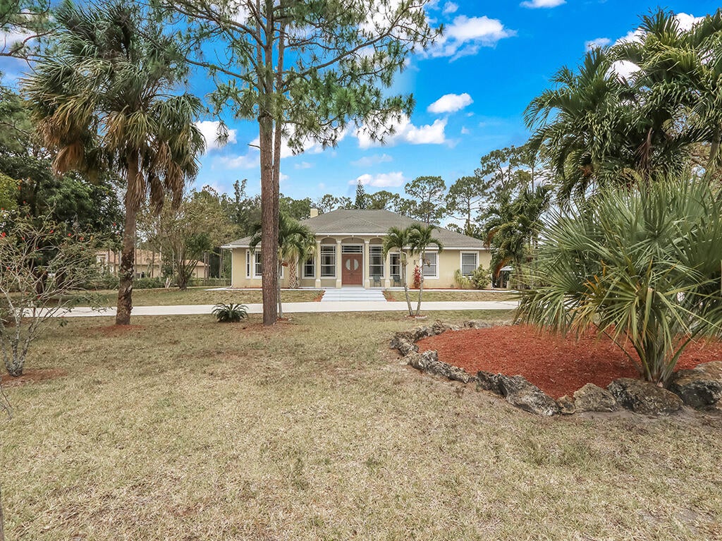 15507 Citrus Grove Boulevard