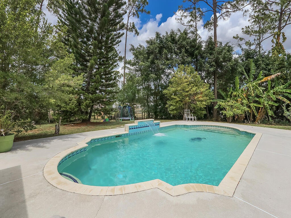 15507 Citrus Grove Boulevard