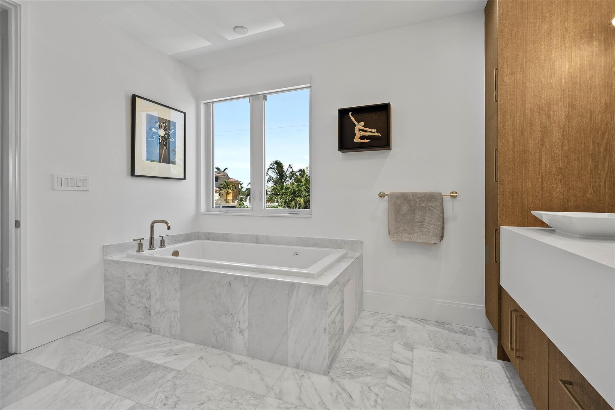 Lauderdale Beach Ext - Residential