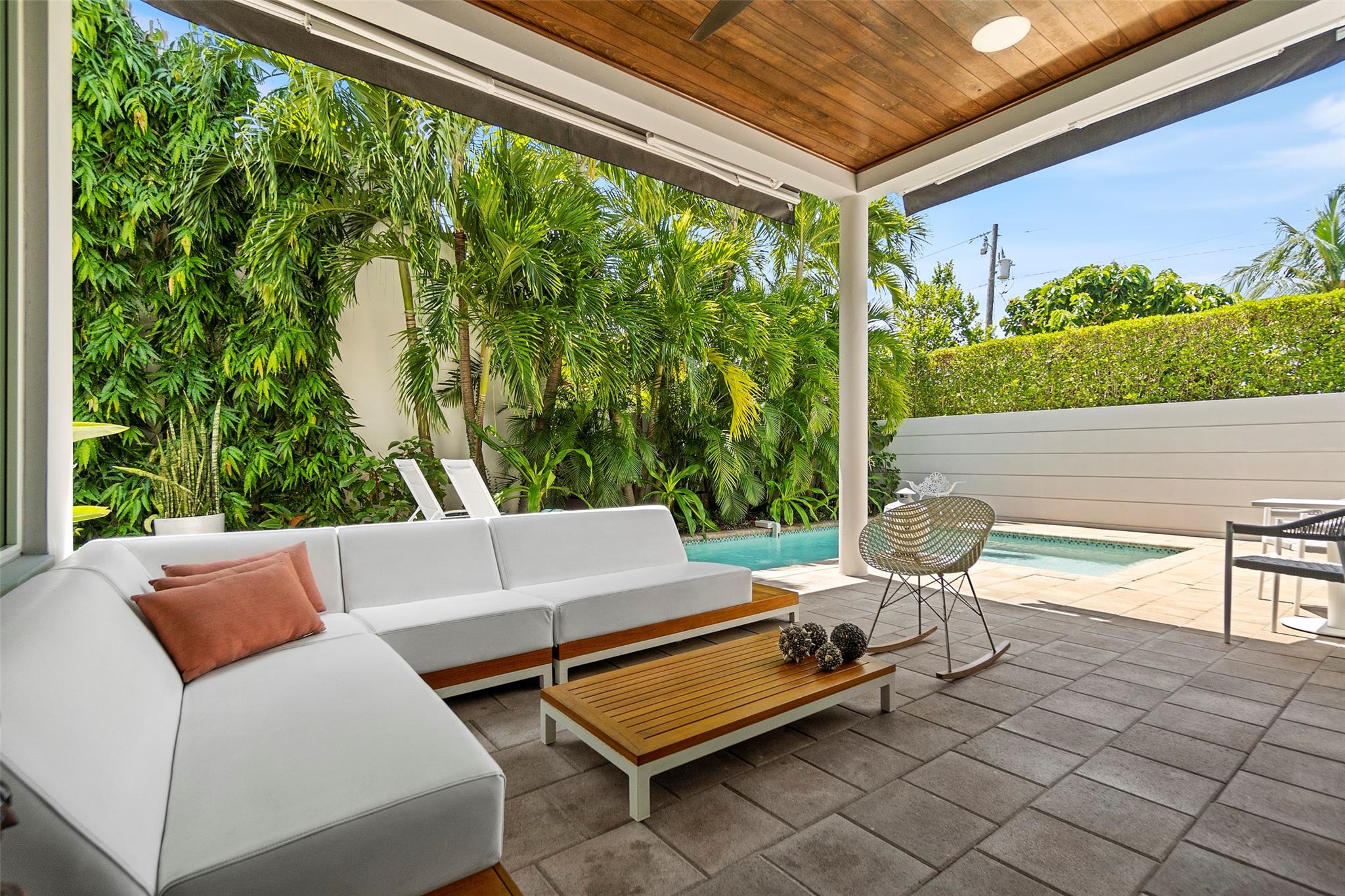 Lauderdale Beach Ext - Residential