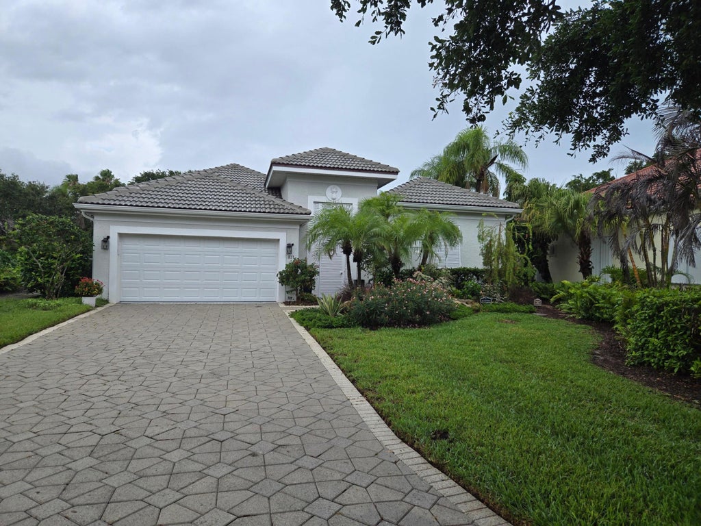Photo of 831 ISLAND CLUB Square, Vero Beach, FL 32963 (MLS # B26080948)