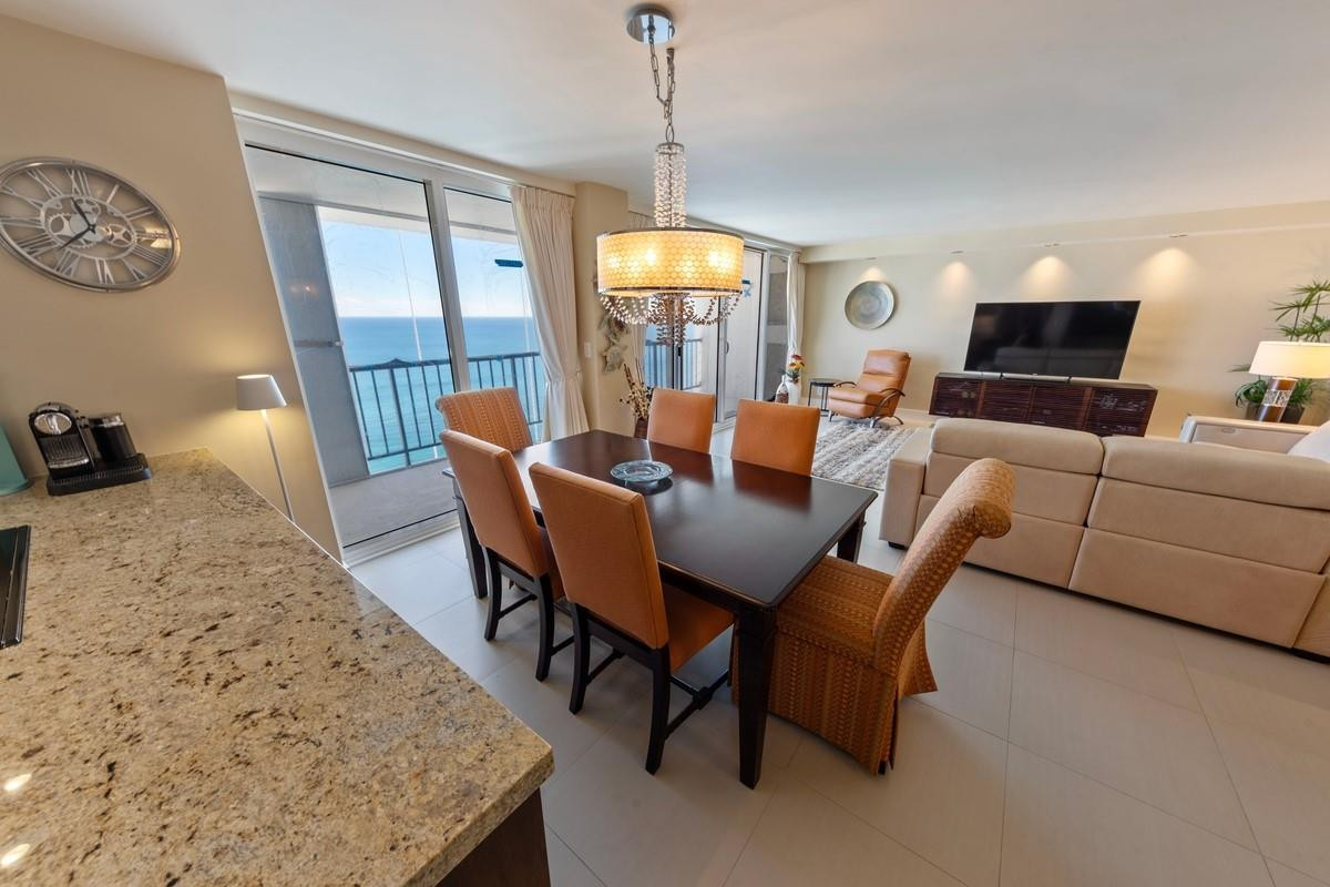 PLAZA SOUTH CONDO - Residential Lease