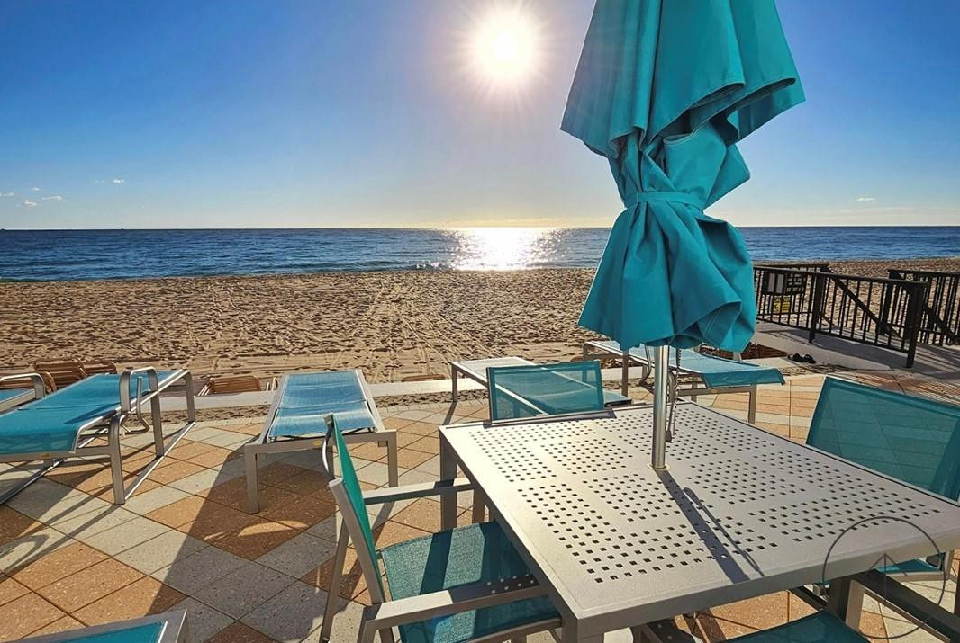 PLAZA SOUTH CONDO - Residential Lease