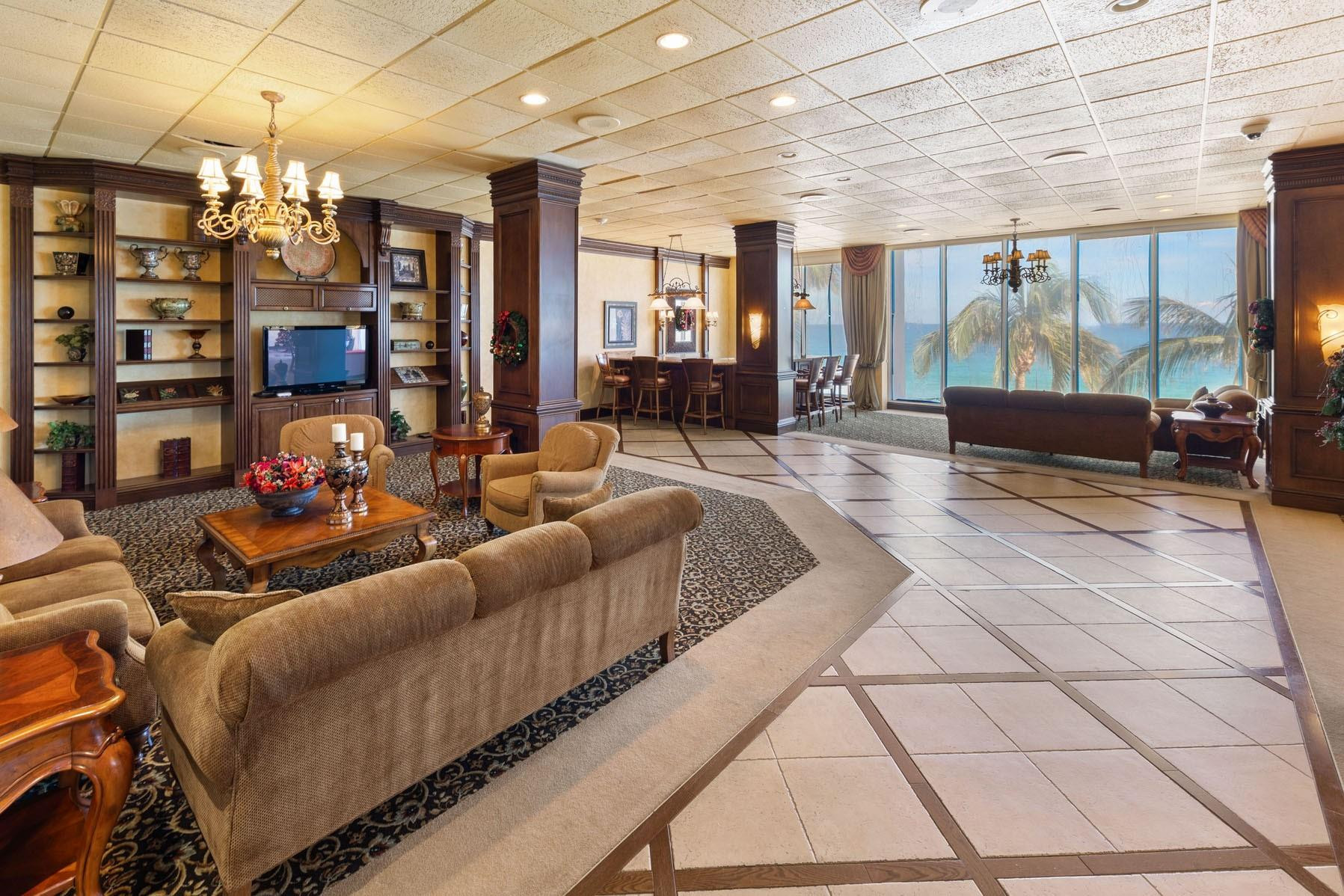 PLAZA SOUTH CONDO - Residential Lease