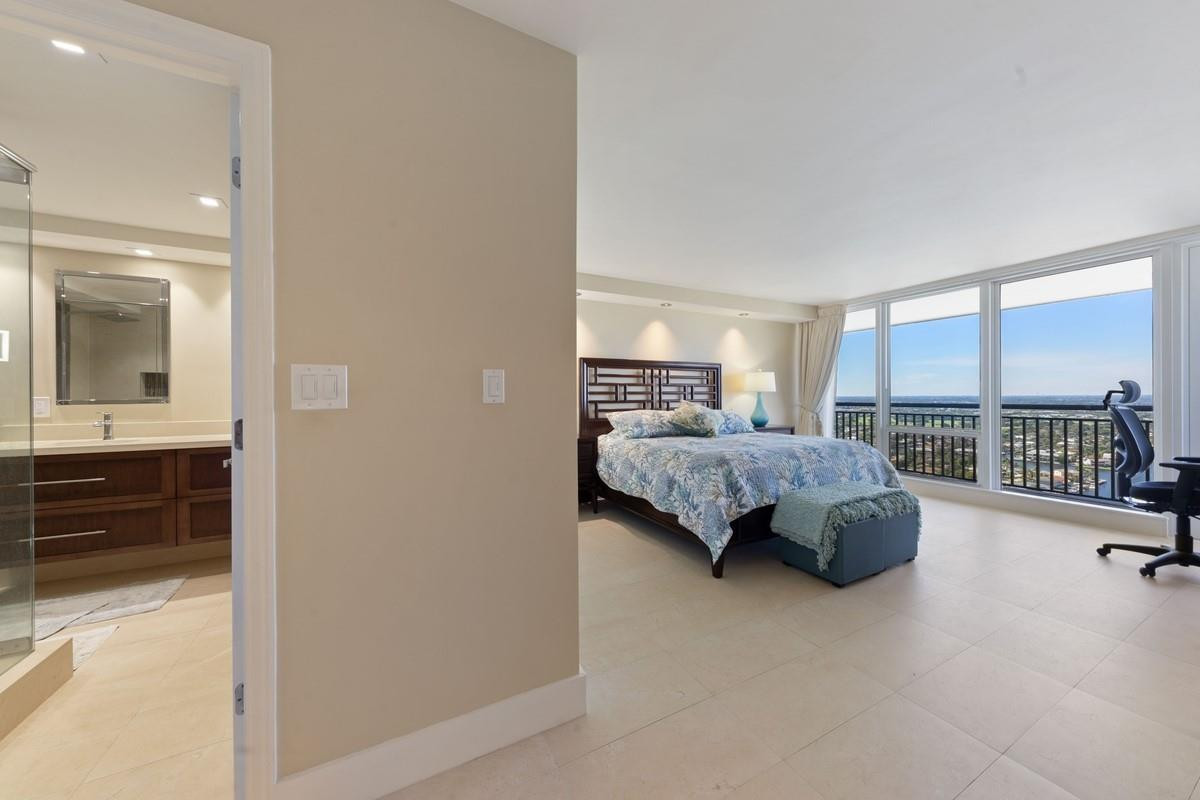 PLAZA SOUTH CONDO - Residential Lease