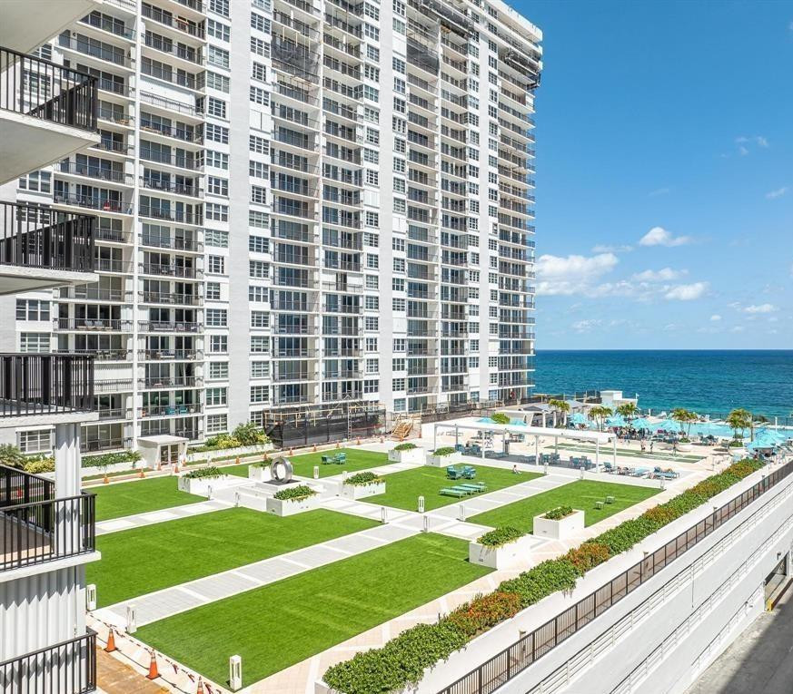 PLAZA SOUTH CONDO - Residential Lease