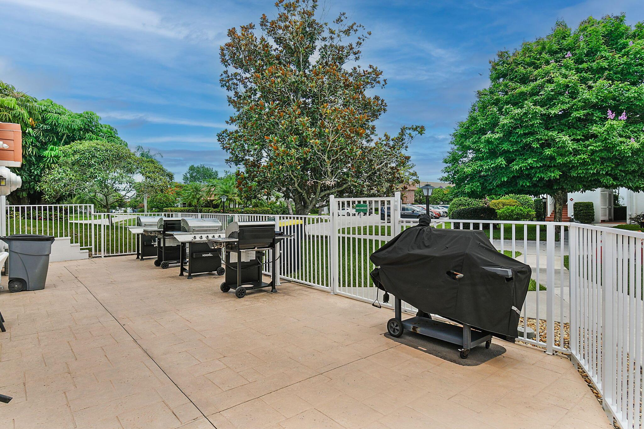 VISTA PINES CONDO - Residential