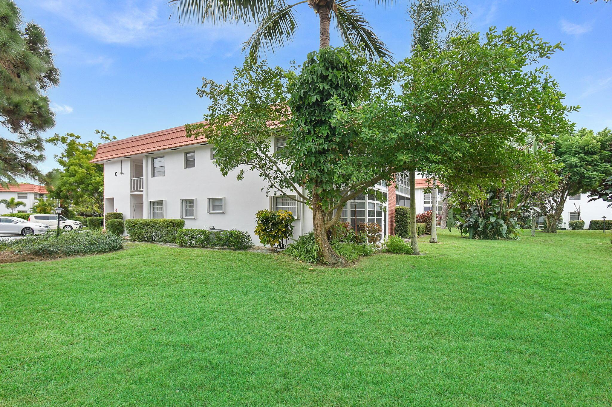 VISTA PINES CONDO - Residential