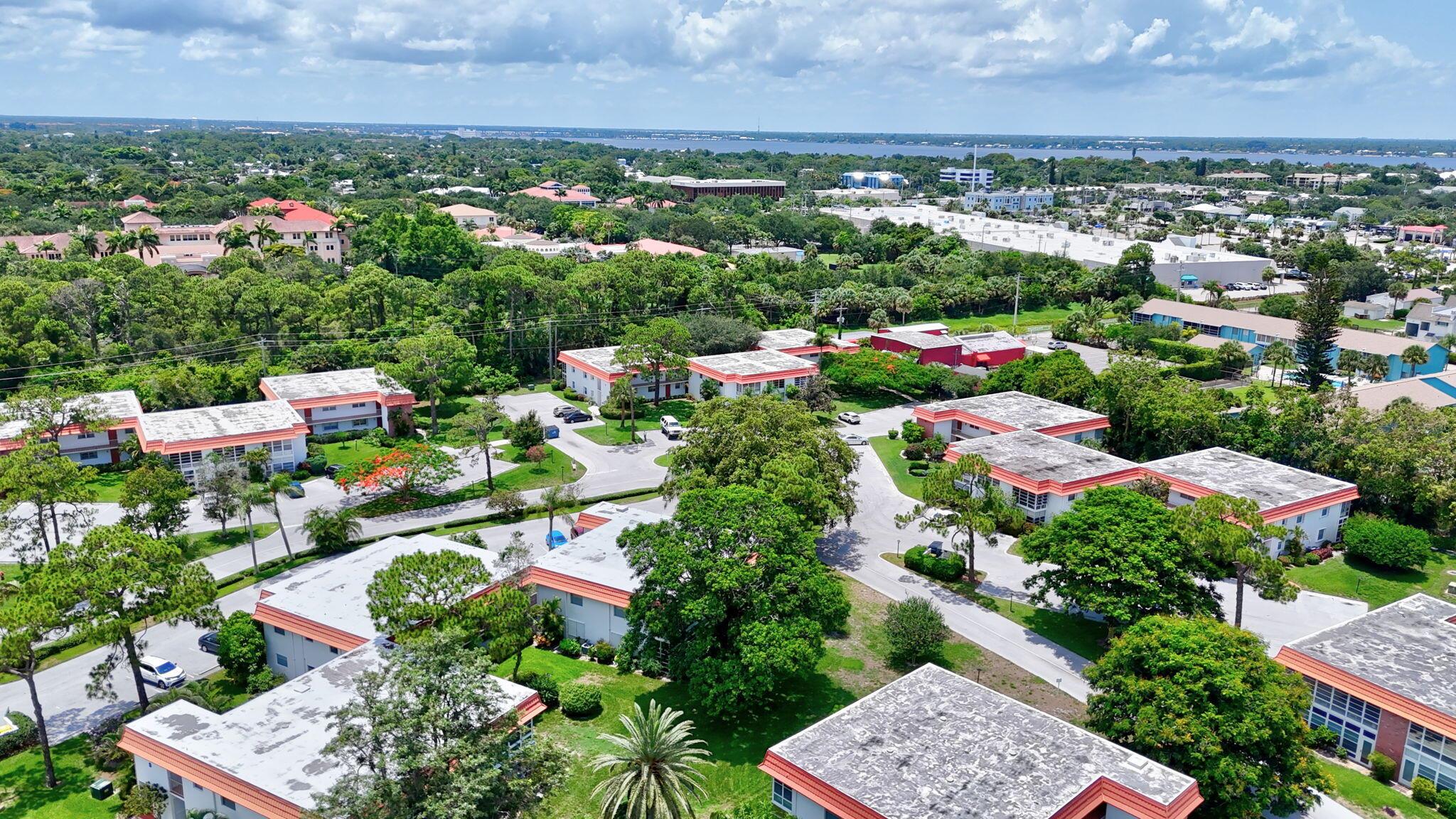 VISTA PINES CONDO - Residential