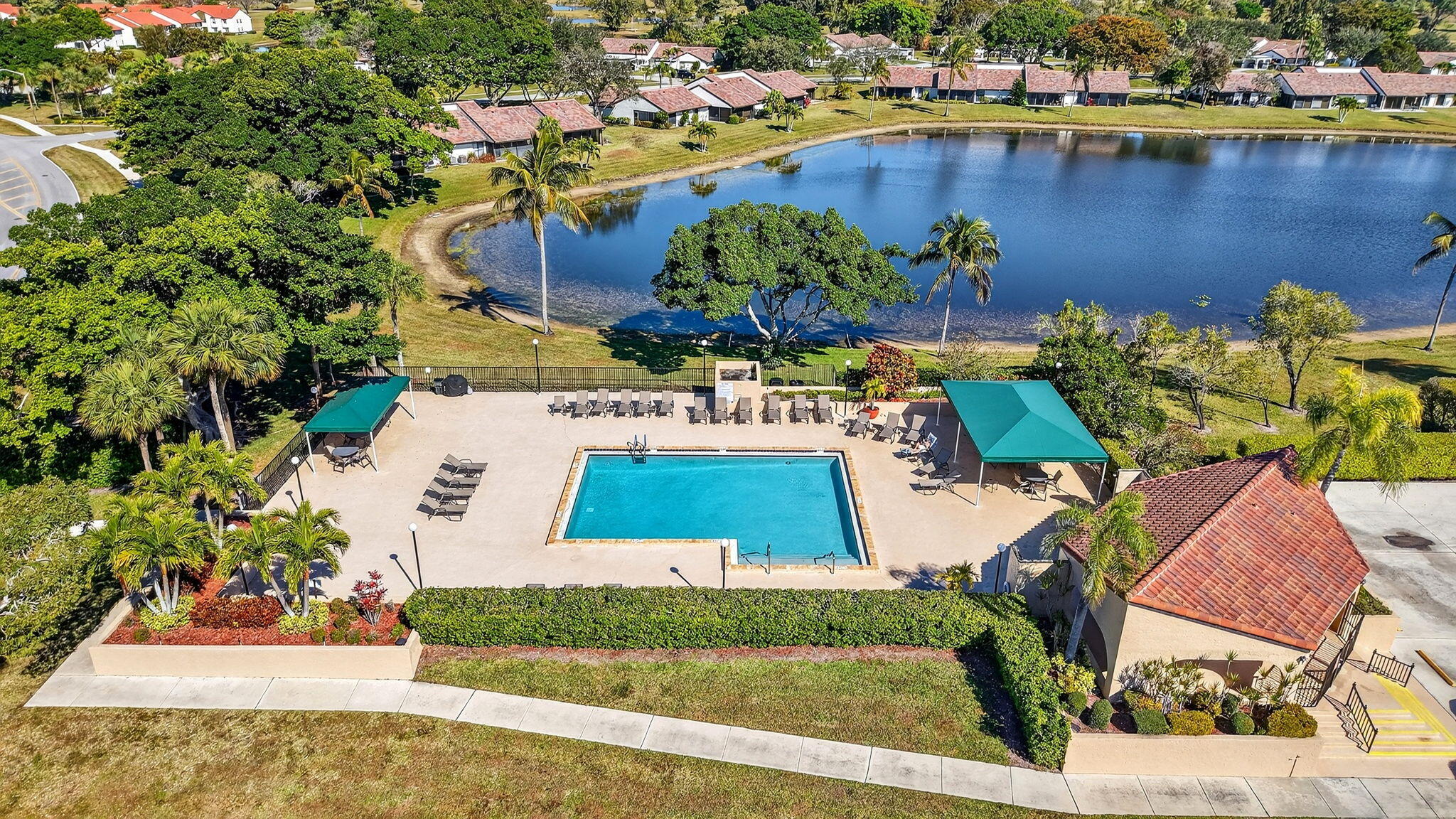 COVES AT PARKWALK CONDO - Residential
