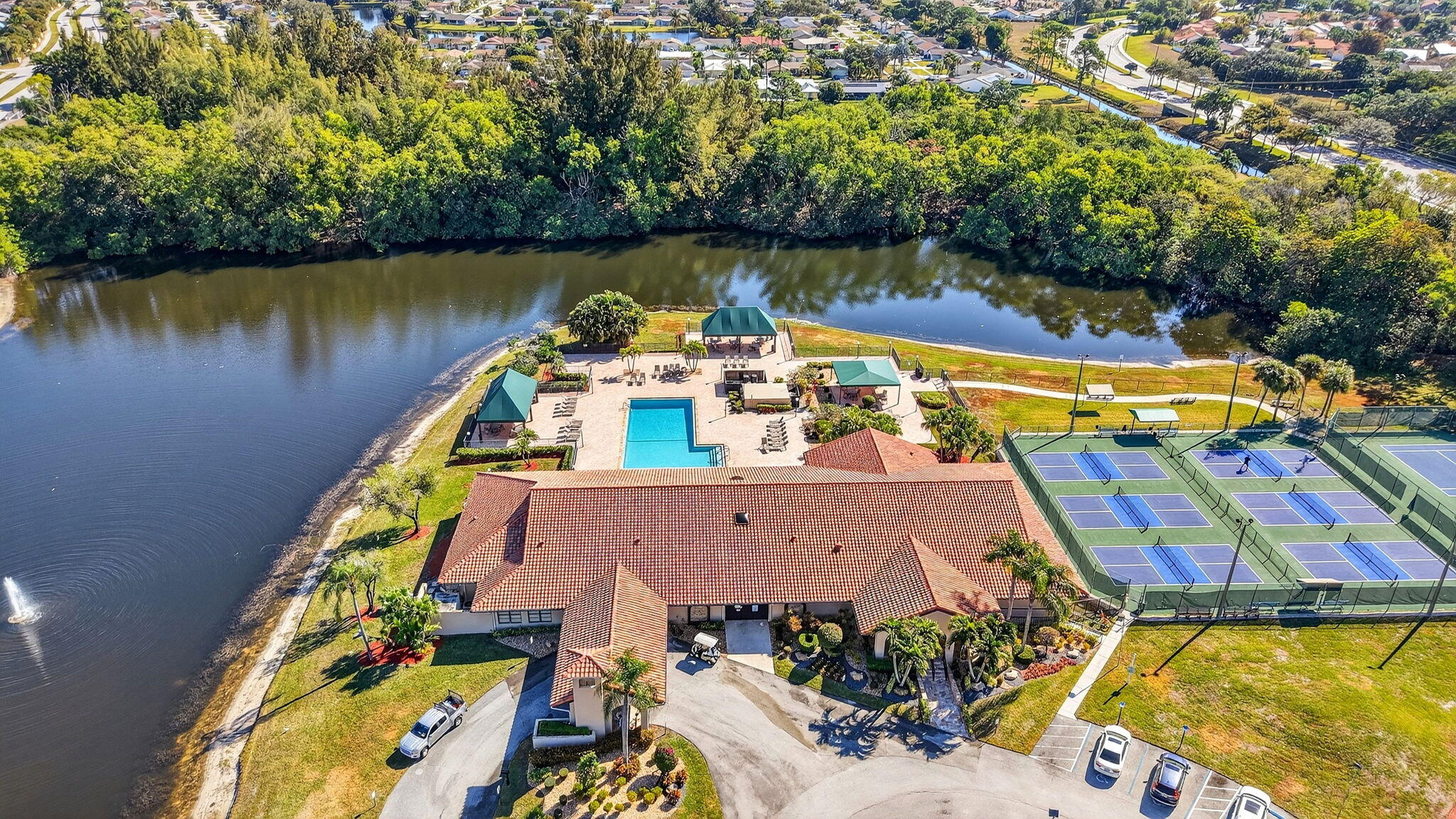 COVES AT PARKWALK CONDO - Residential