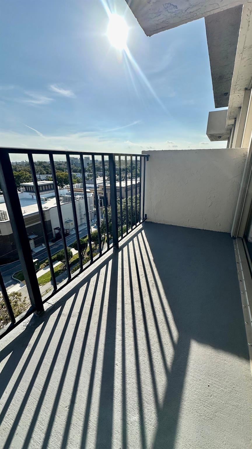 Runaway Bay Condo - Residential Lease