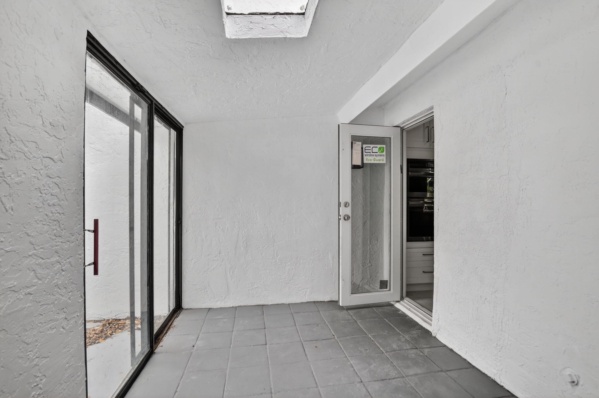 COQUINA LAKES - Residential