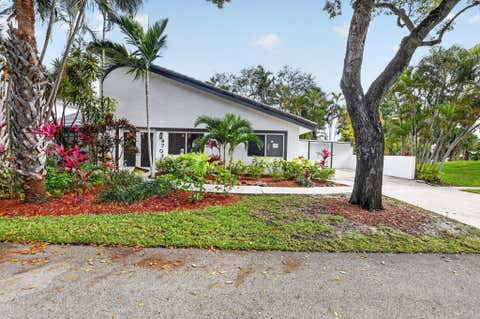 Tiny photo for 4701 NW 1st Place, Deerfield Beach, FL 33442 (MLS # B26020795)