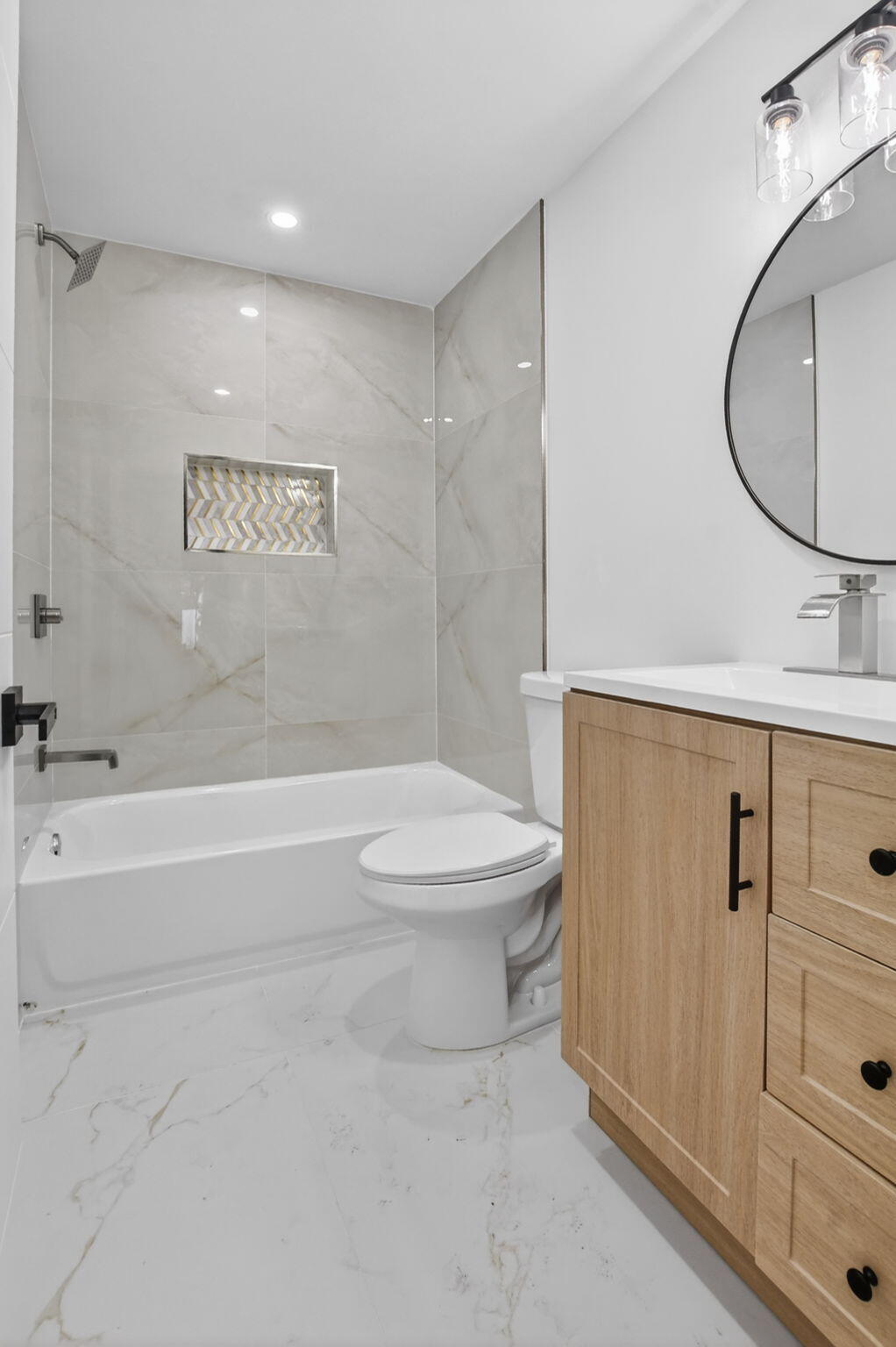 COQUINA LAKES - Residential