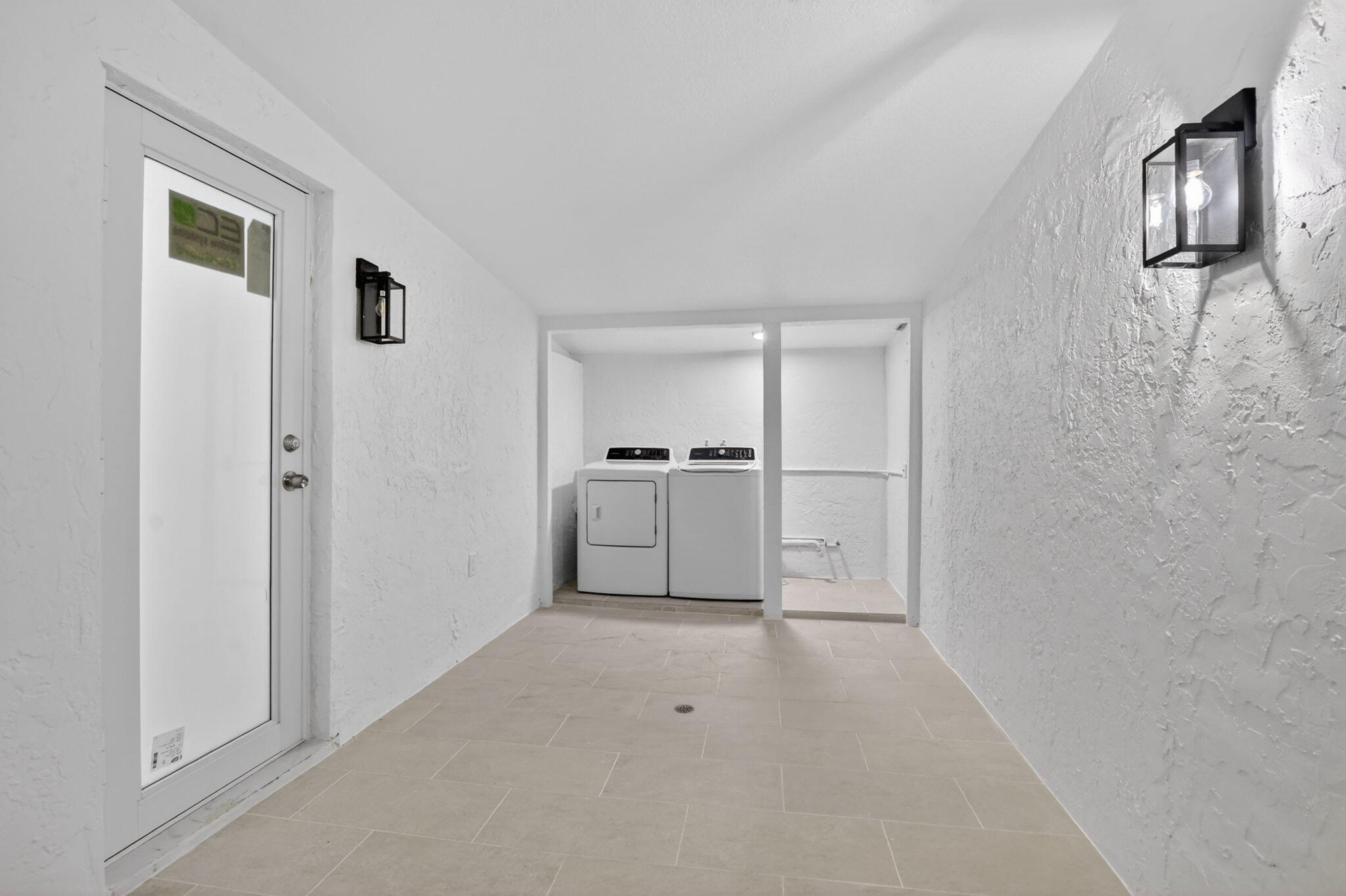 COQUINA LAKES - Residential