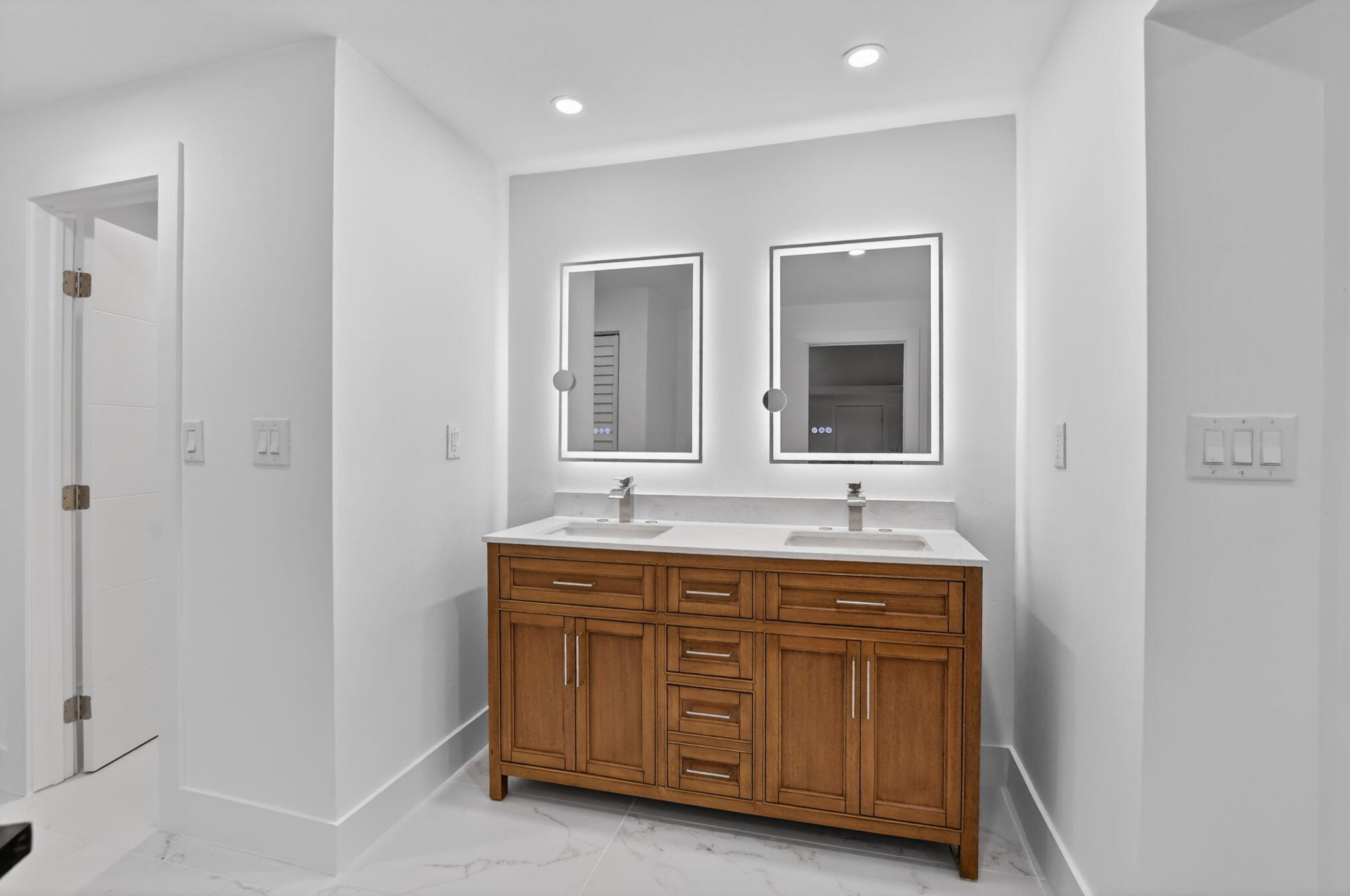 COQUINA LAKES - Residential