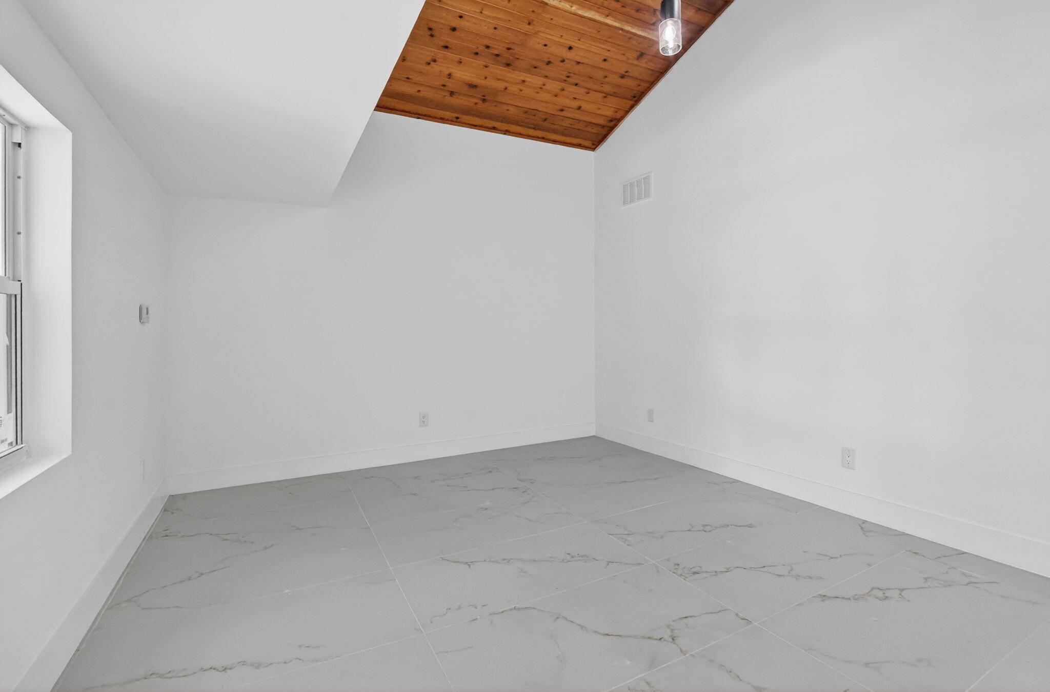 COQUINA LAKES - Residential