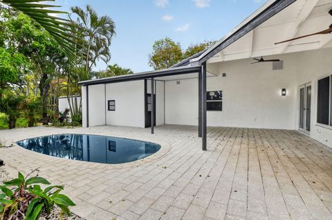 Tiny photo for 4701 NW 1st Place, Deerfield Beach, FL 33442 (MLS # B26020795)