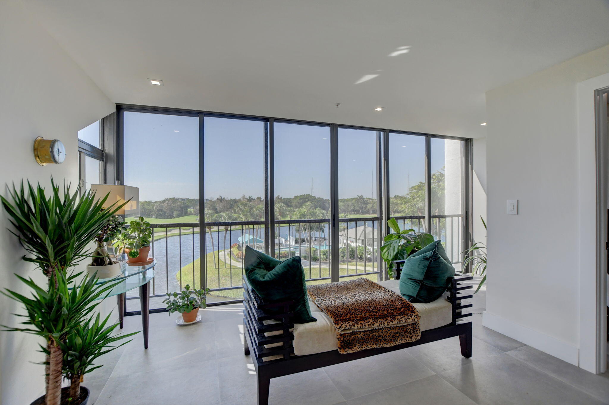 Lakewood Midrise - Residential Lease