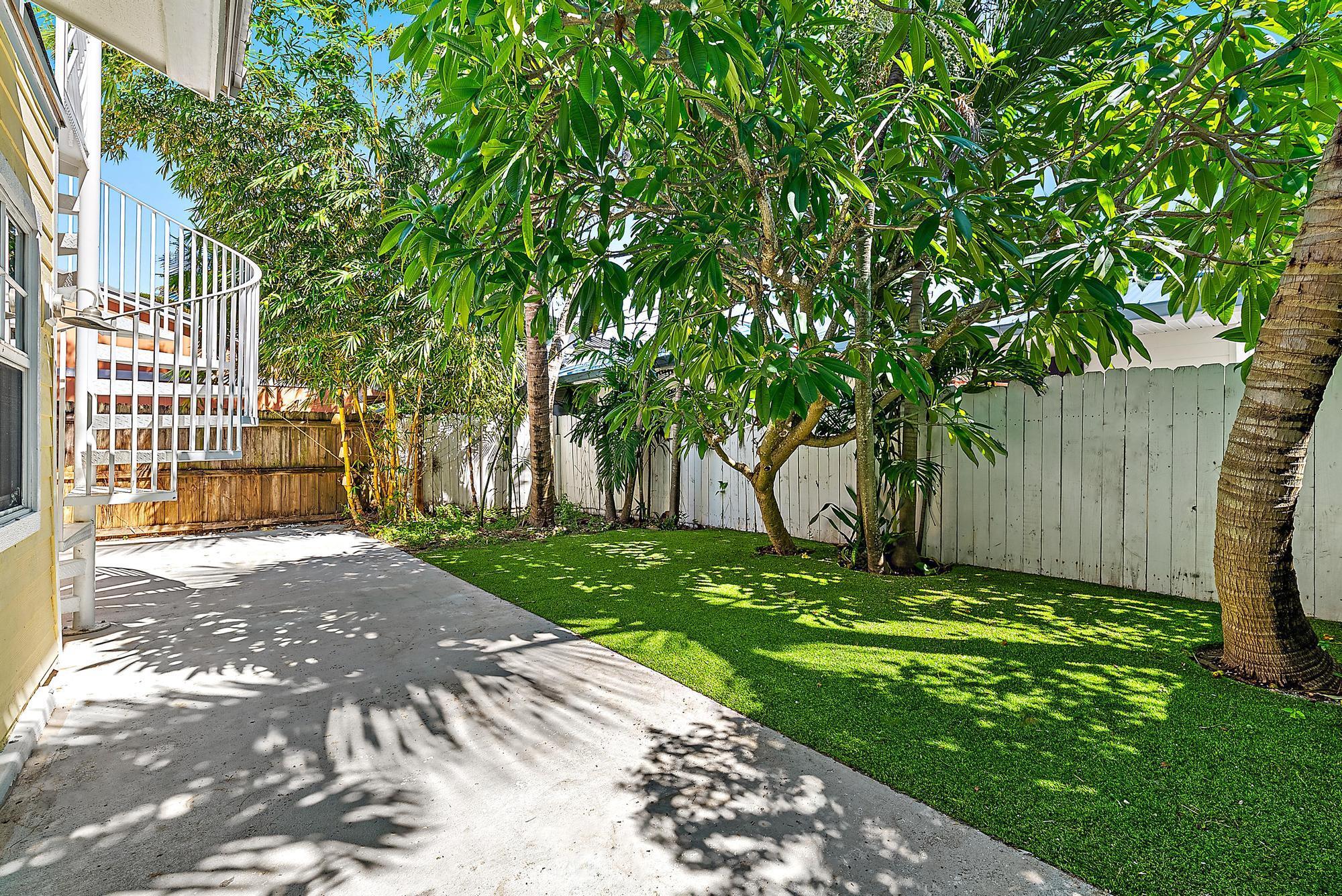 XANADU BY THE SEA - Residential