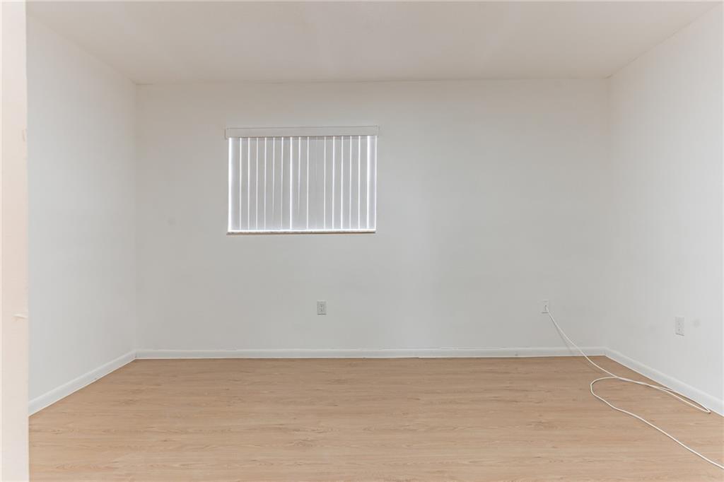 SOUTH LAKES VILLAGE - Residential