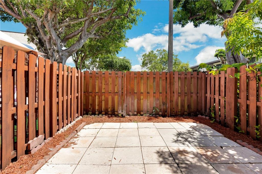 SOUTH LAKES VILLAGE - Residential