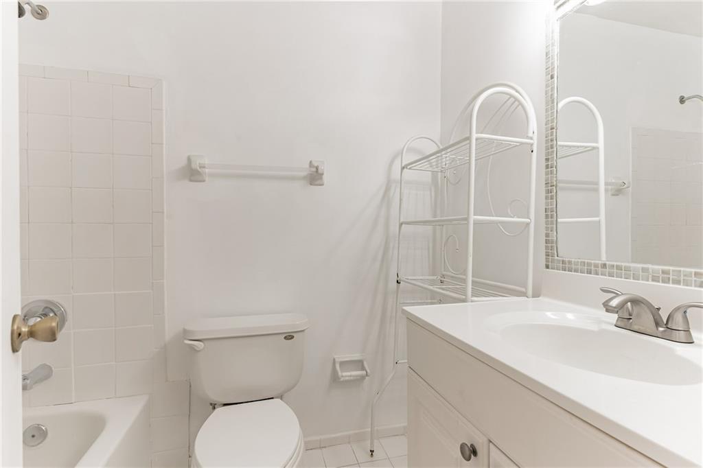 SOUTH LAKES VILLAGE - Residential