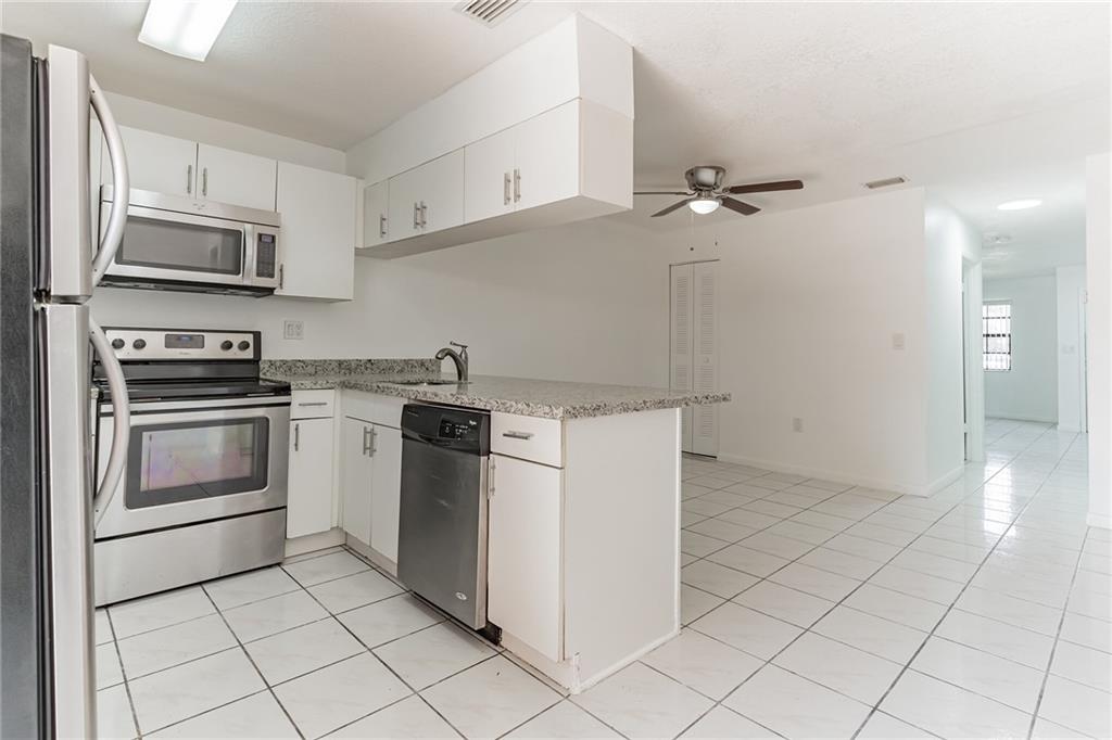 SOUTH LAKES VILLAGE - Residential