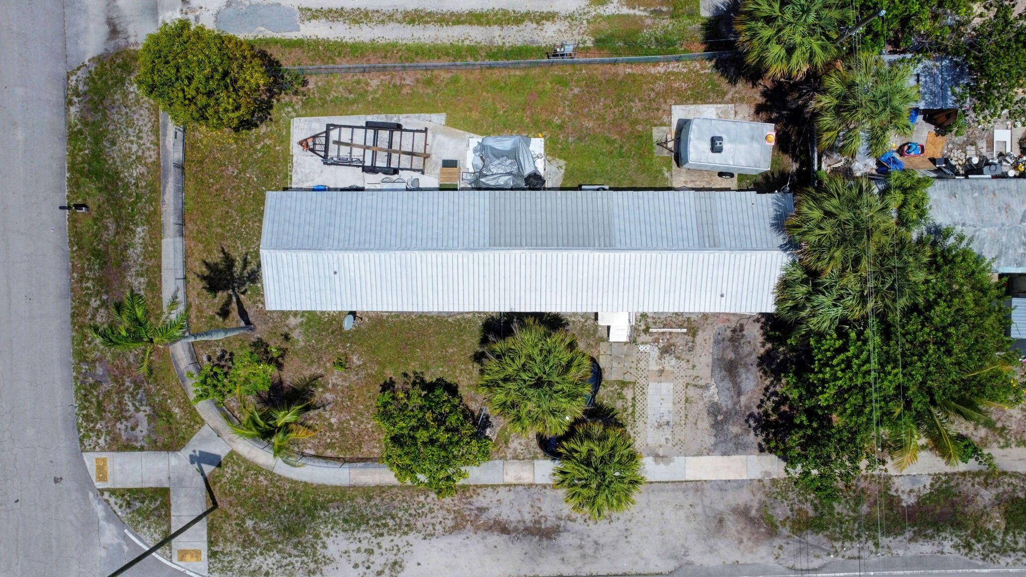 5864 Cartier Road, West Palm Beach, FL, 33417/$319,900 1 5864 Cartier Road