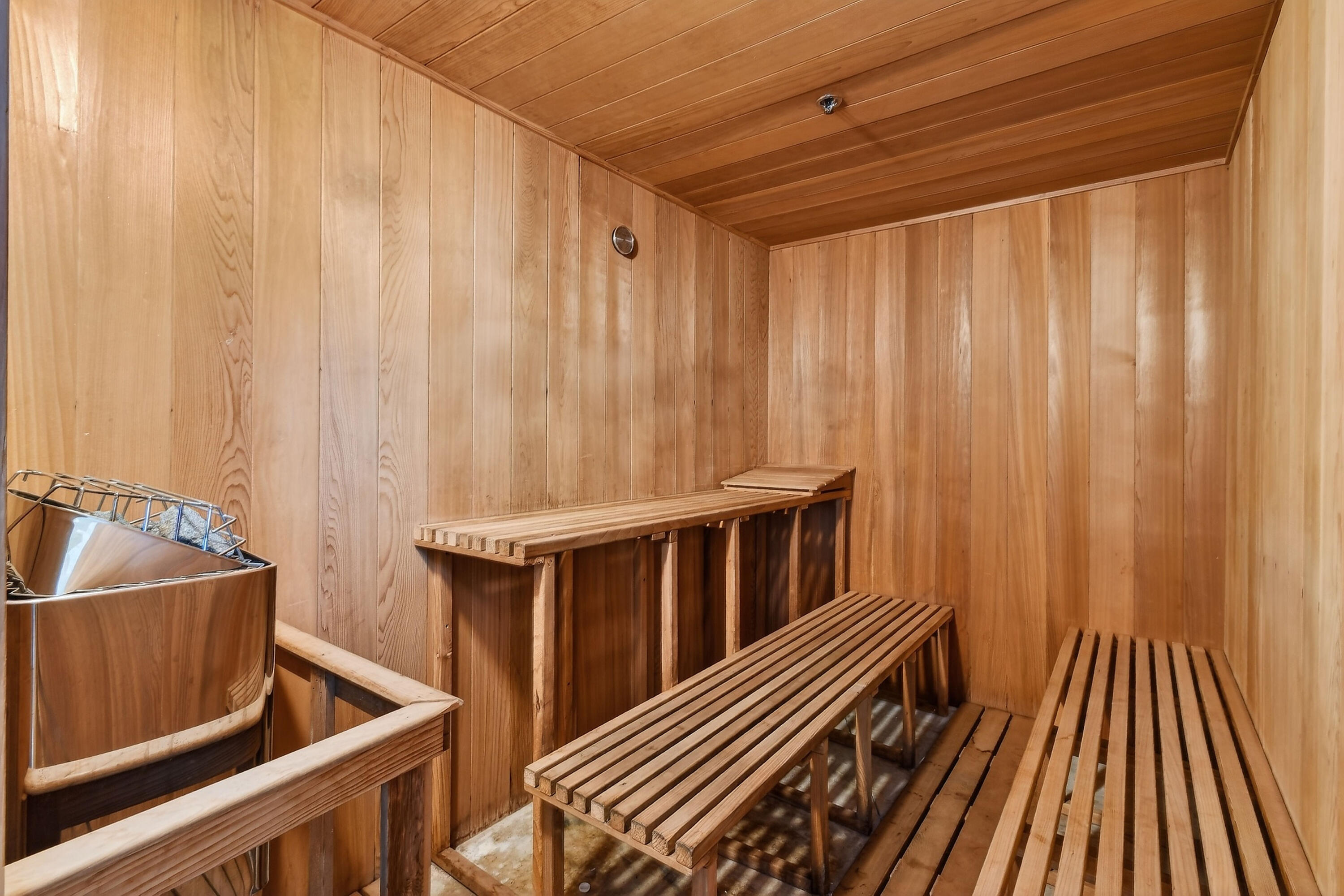 PARK PLACE CONDO - Residential